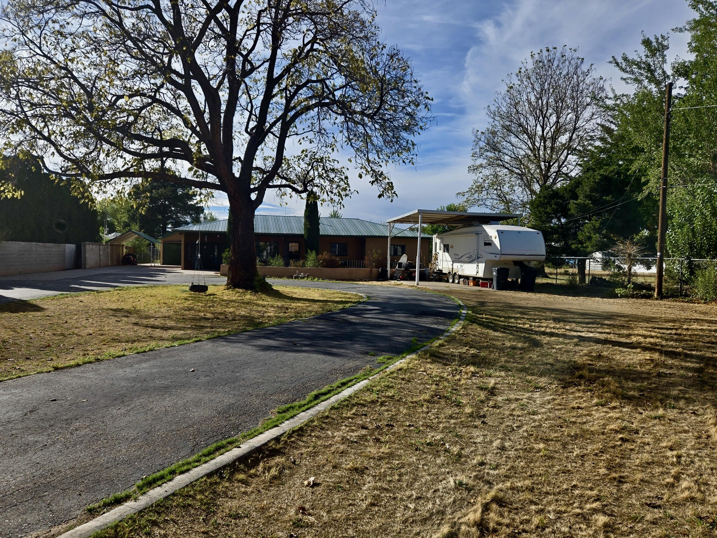 411 N Rubennie Place NW