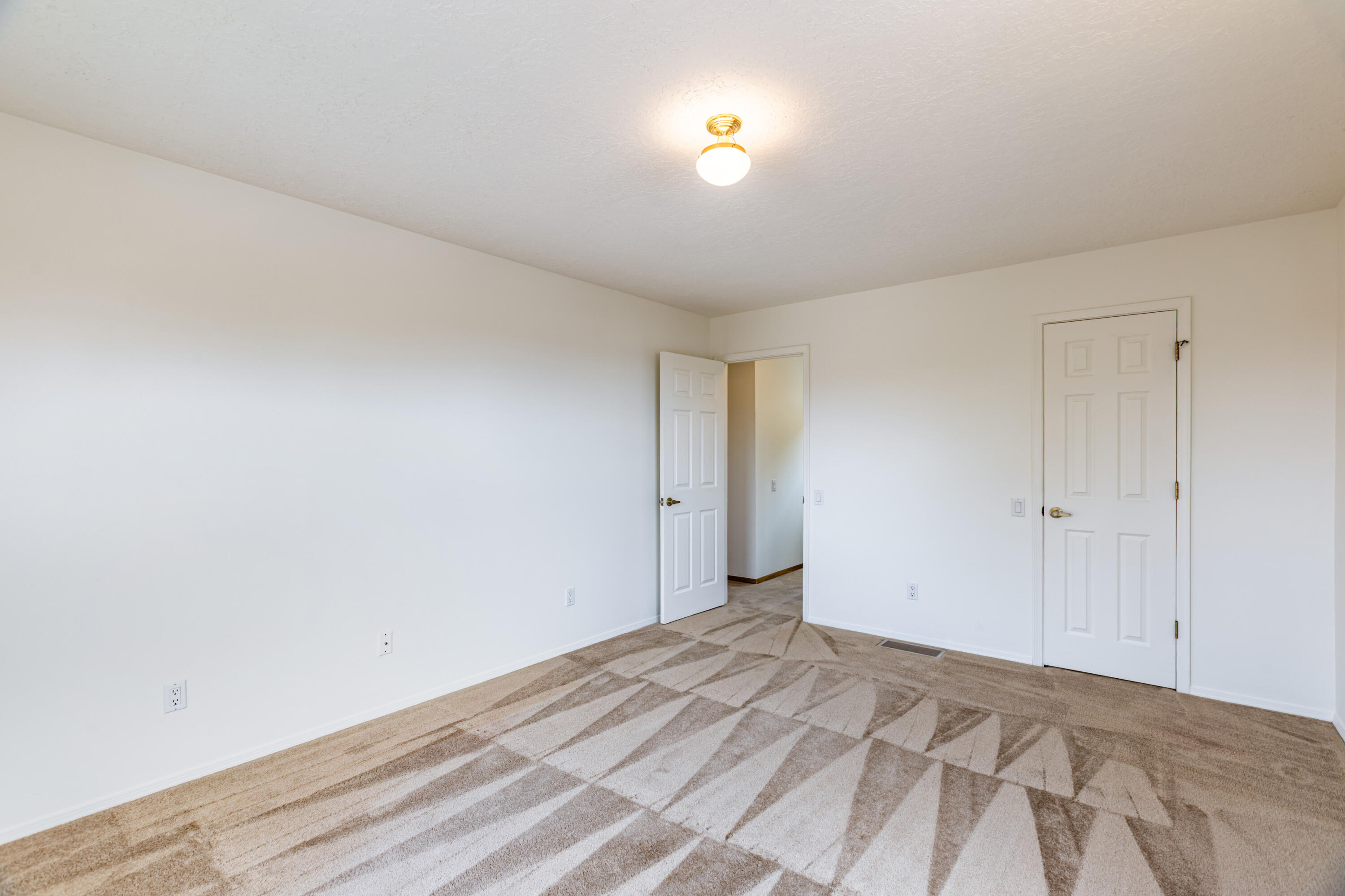 820 Piedra Vista Road NE