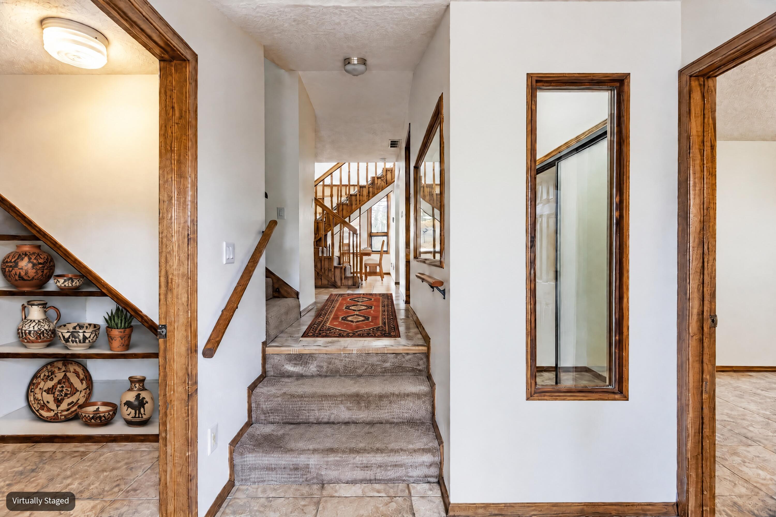 820 Piedra Vista Road NE