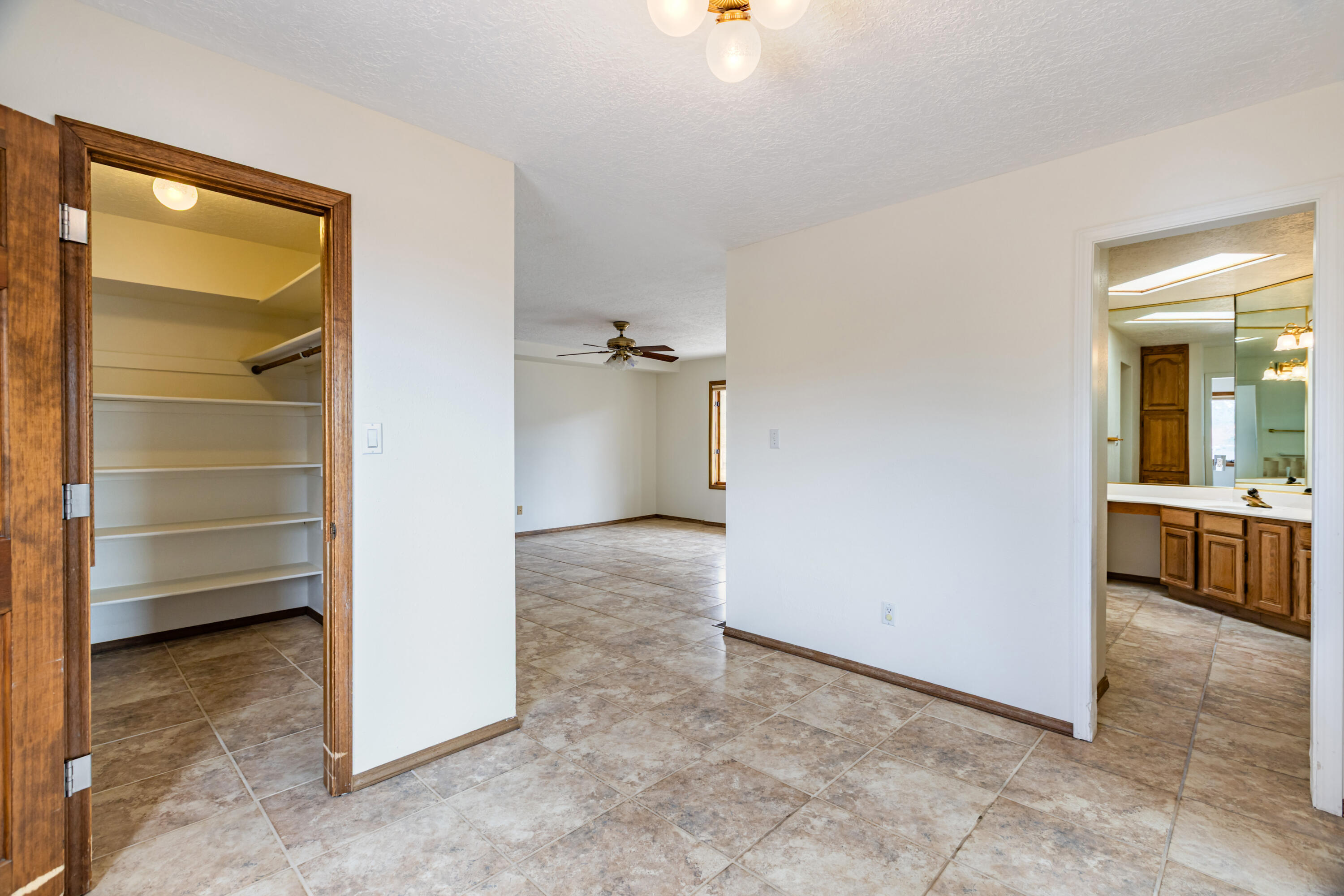 820 Piedra Vista Road NE
