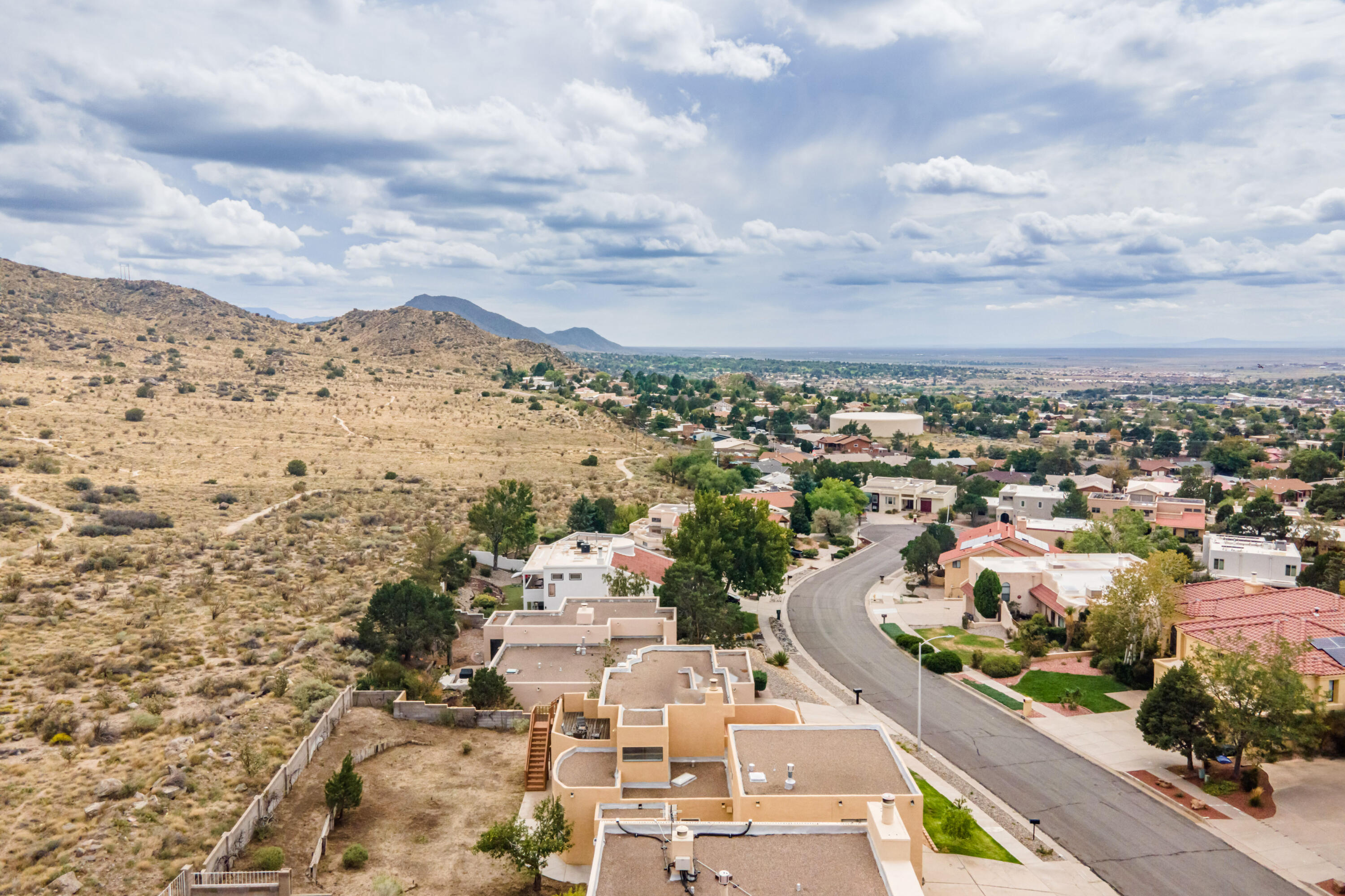 820 Piedra Vista Road NE