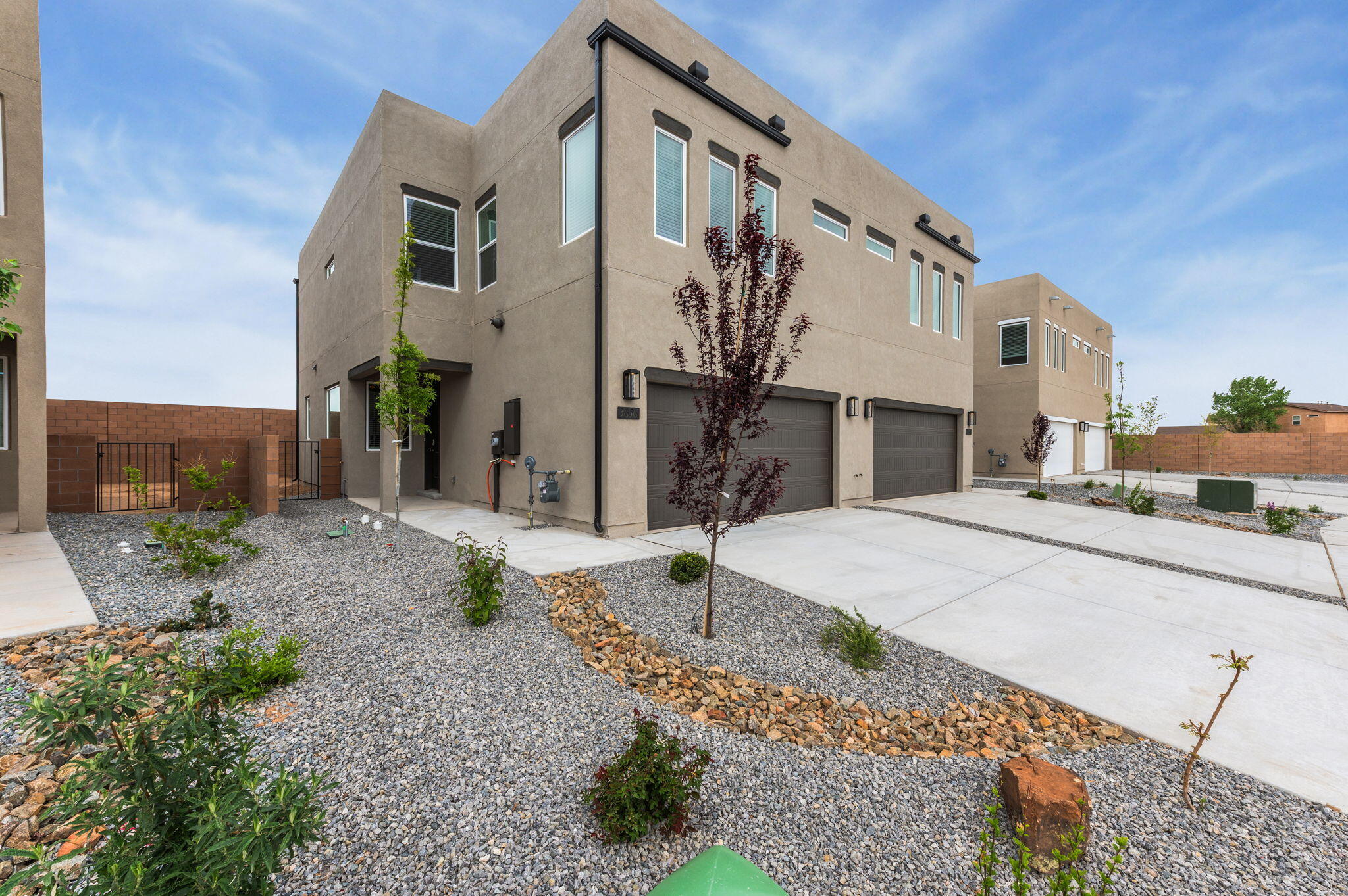 3656 Queen Court NE