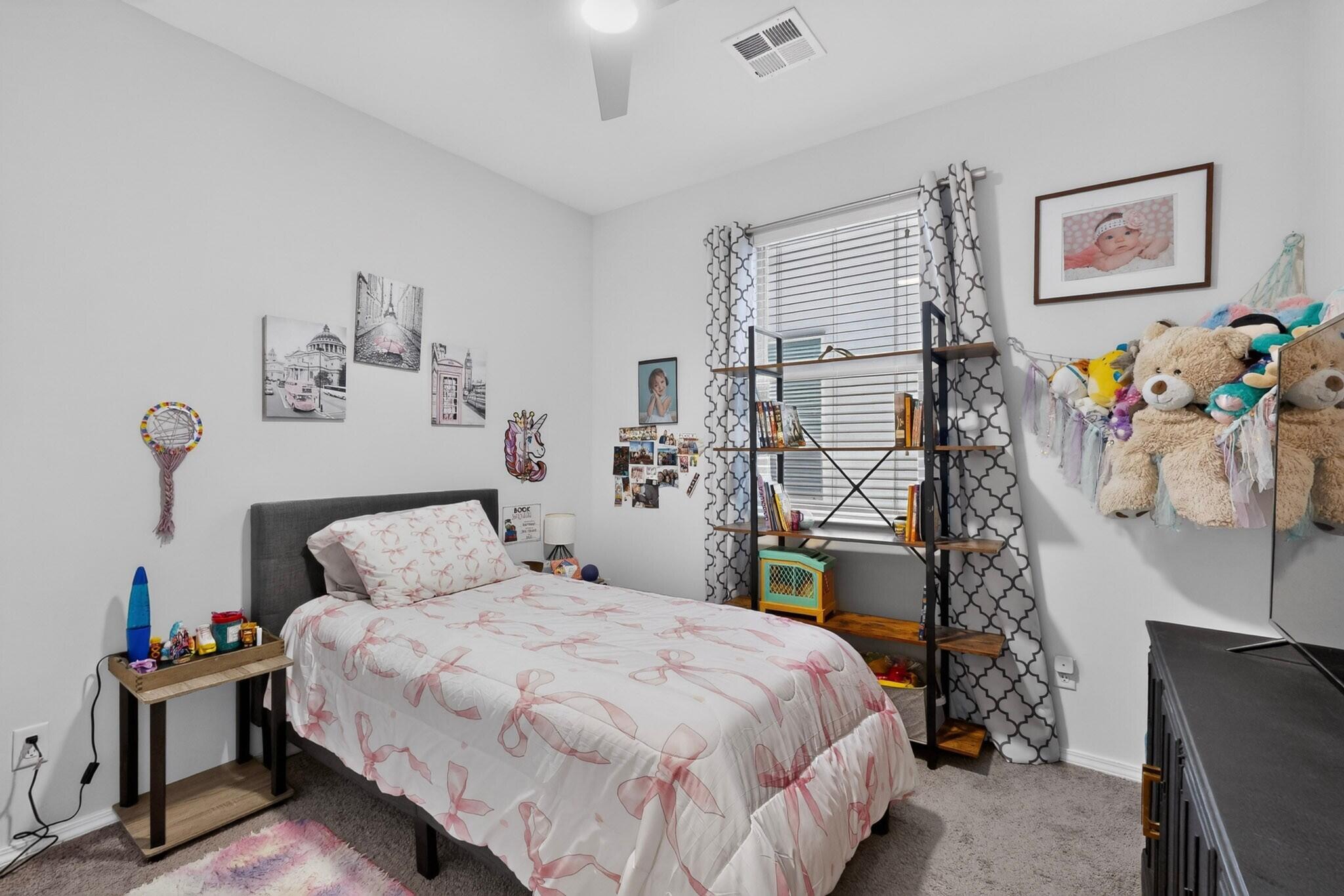 4340 Golden Eagle Loop NE