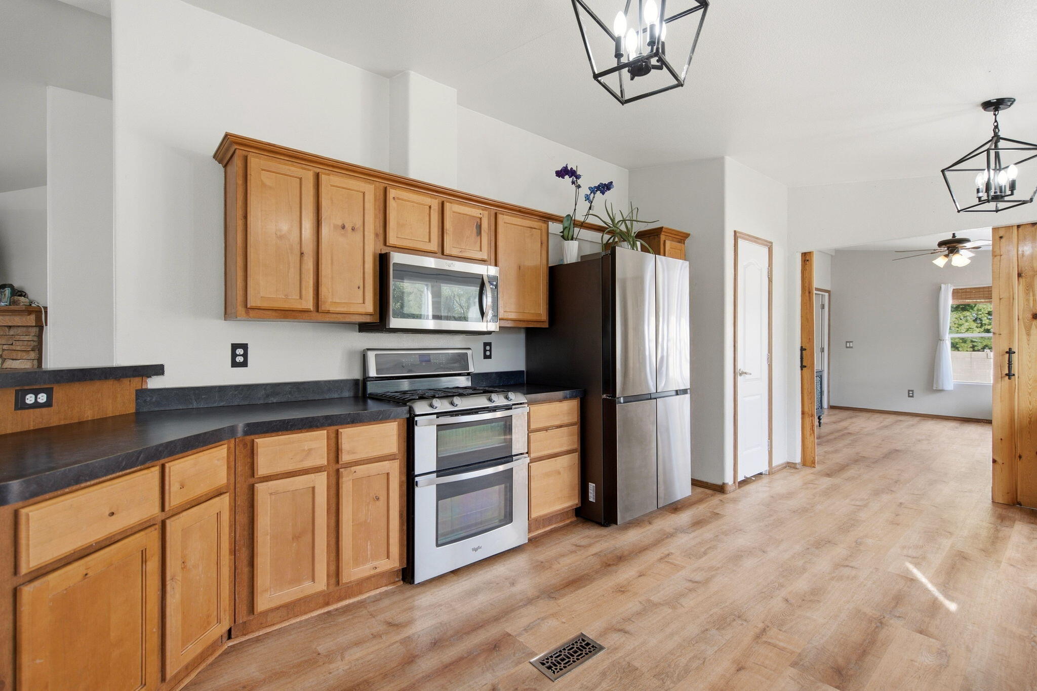 113 Hacienda Road NW