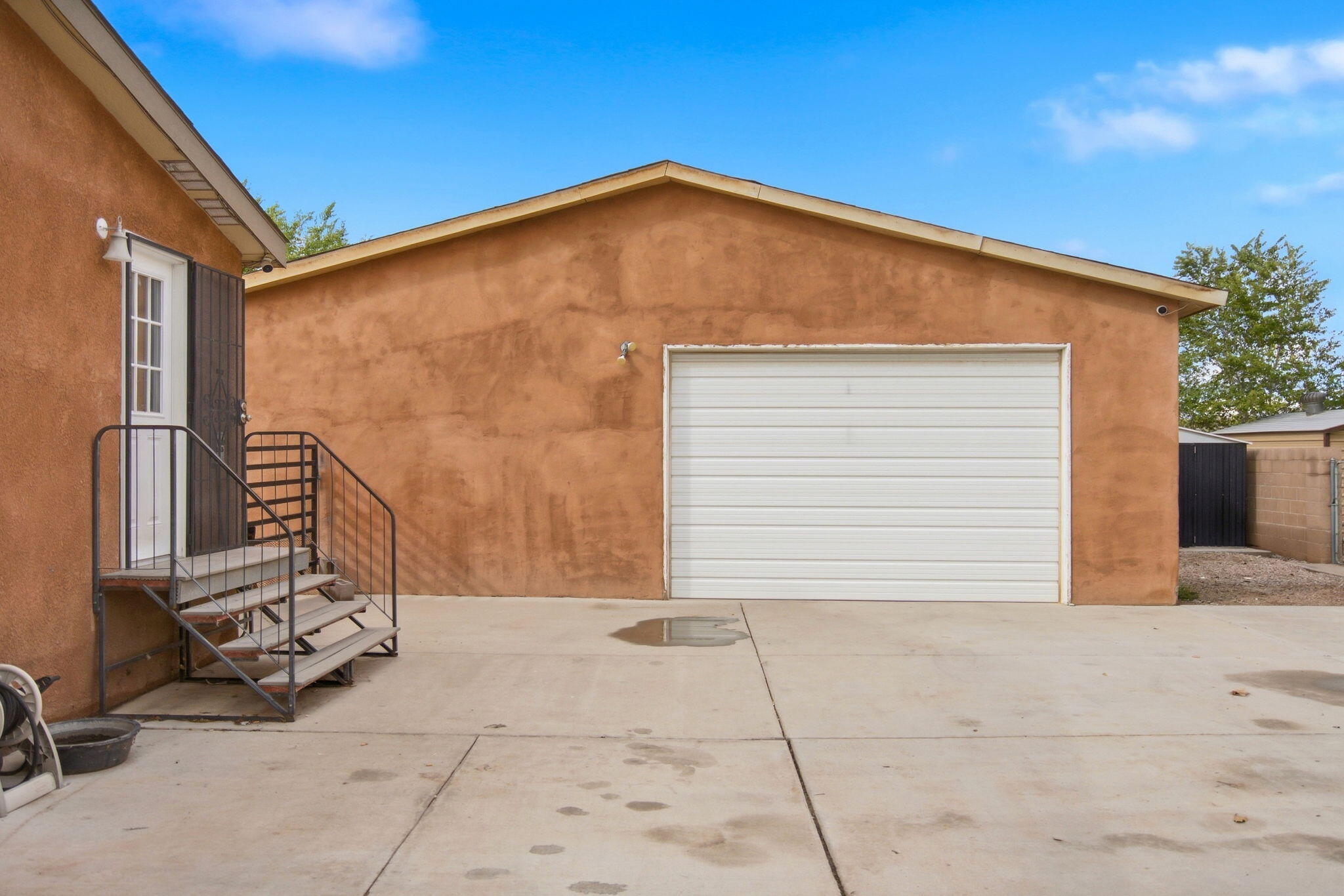 113 Hacienda Road NW
