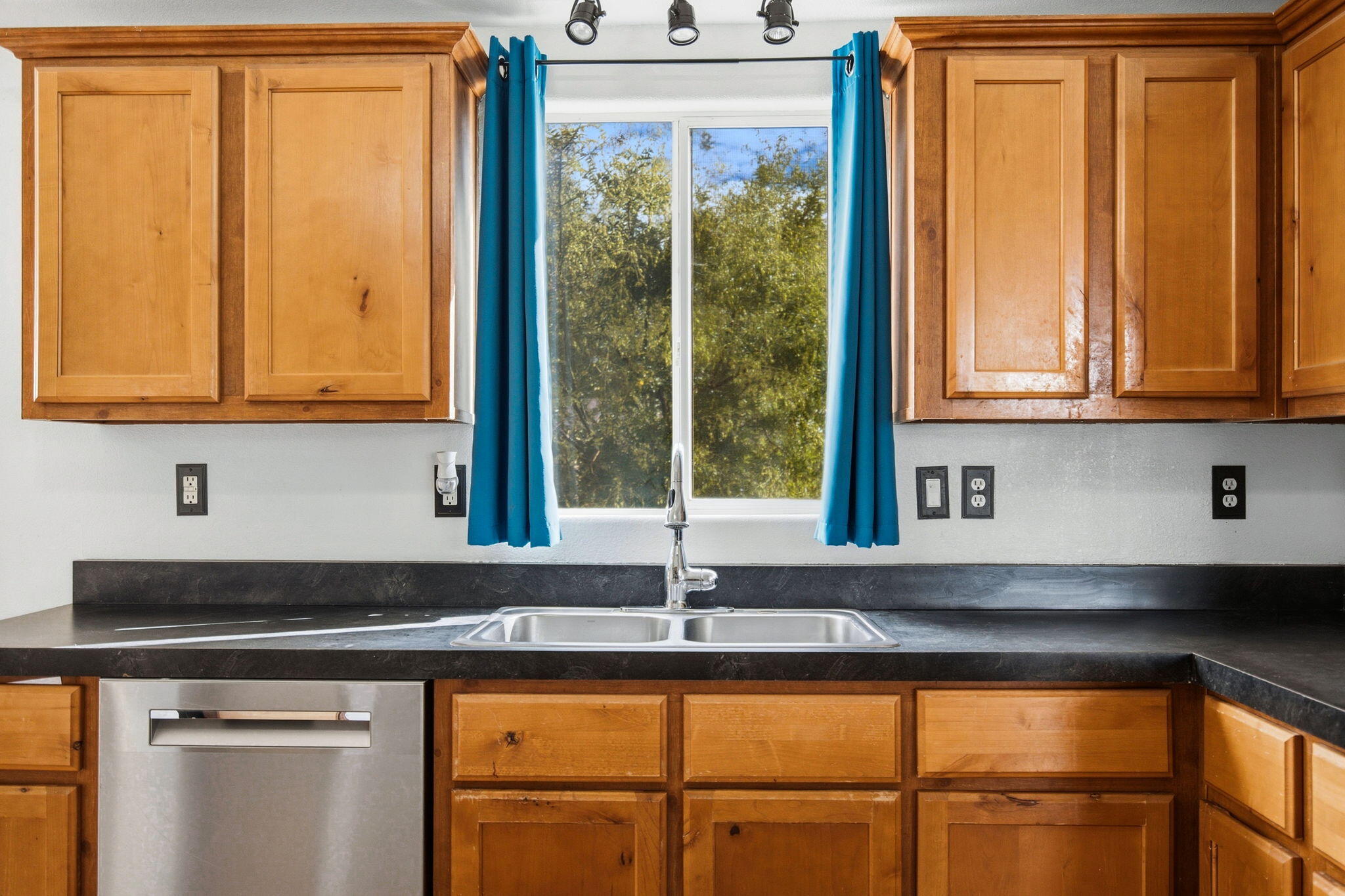 113 Hacienda Road NW