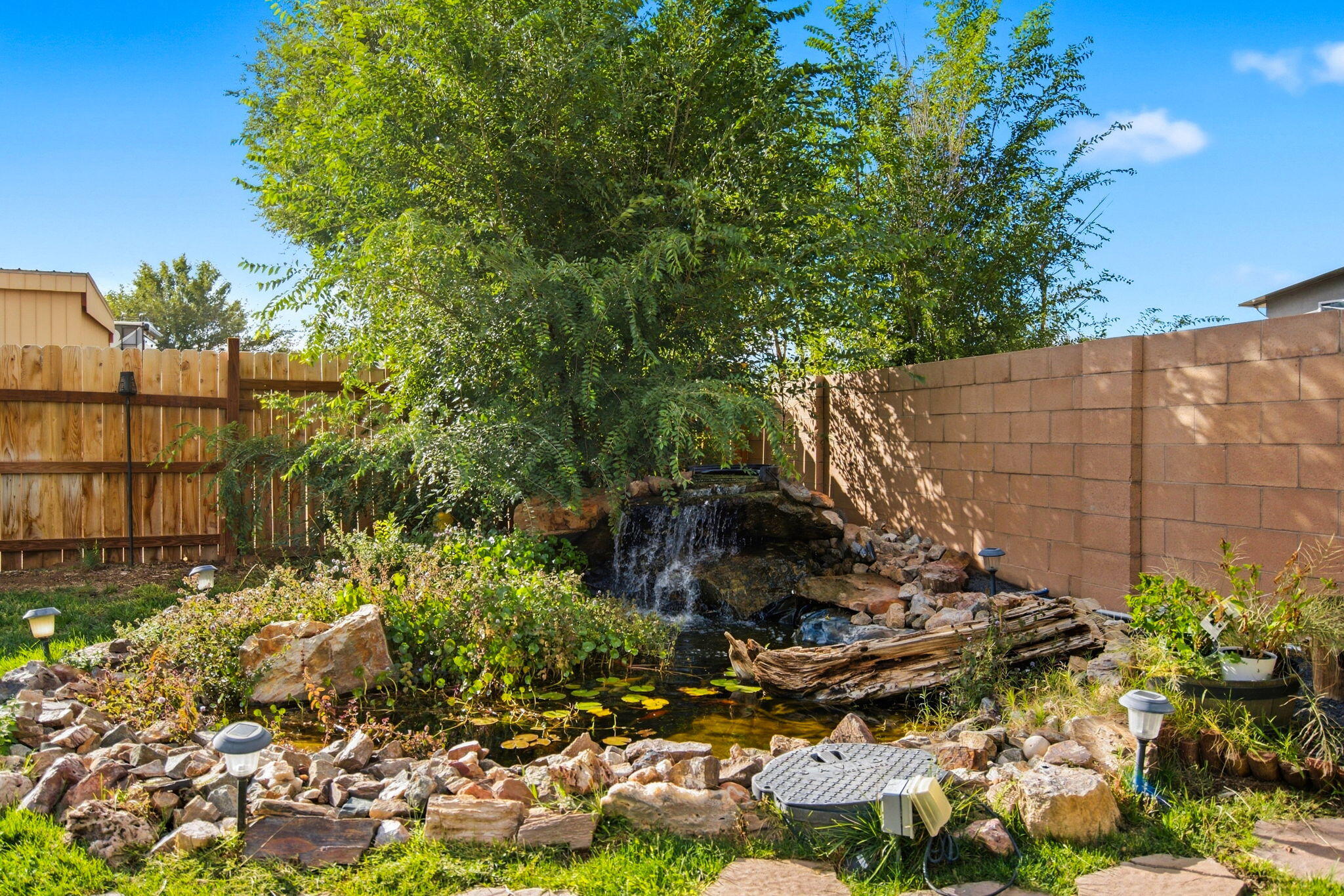 113 Hacienda Road NW