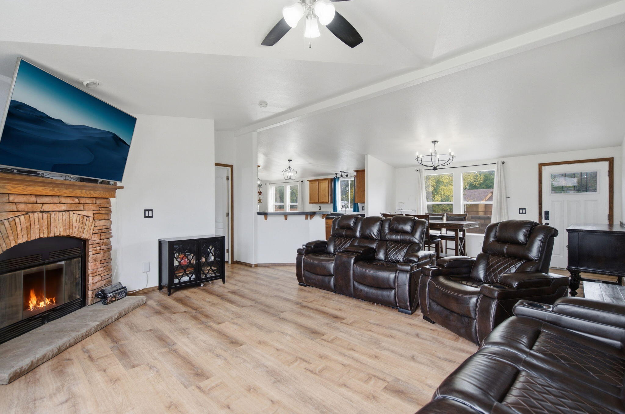 113 Hacienda Road NW