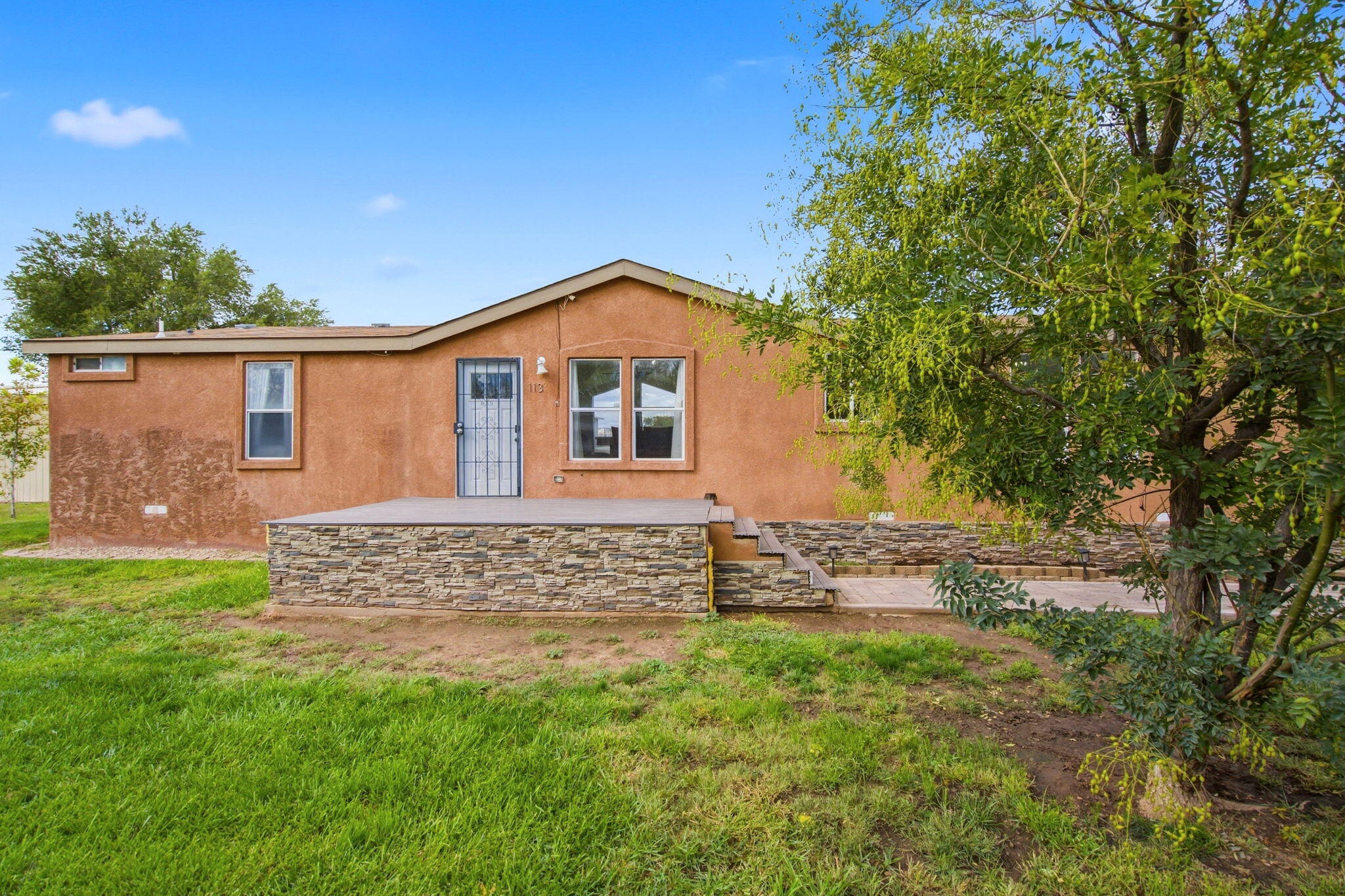 113 Hacienda Road NW