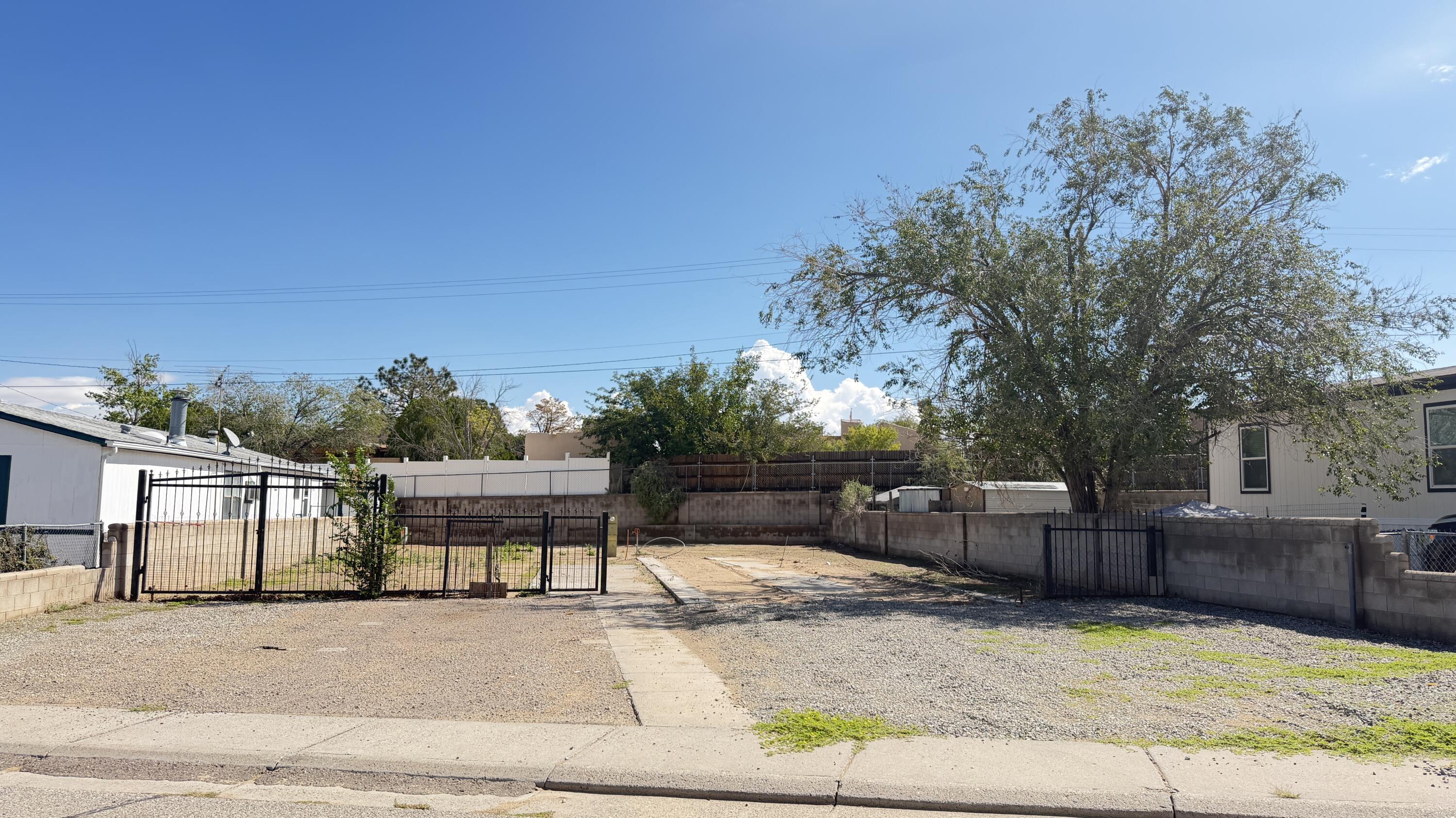 404 Long Bow Loop SW