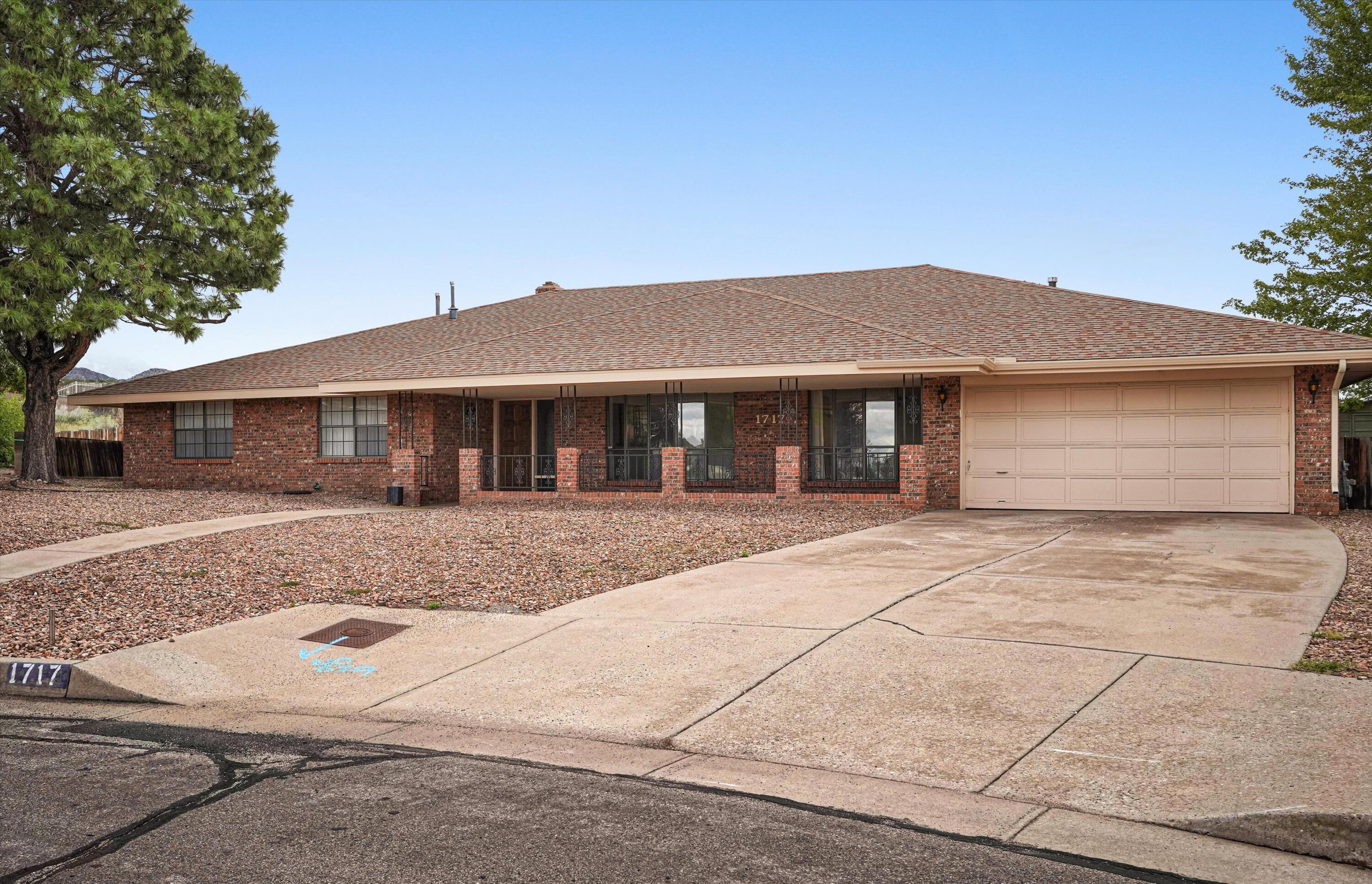 1717 Catron Court SE