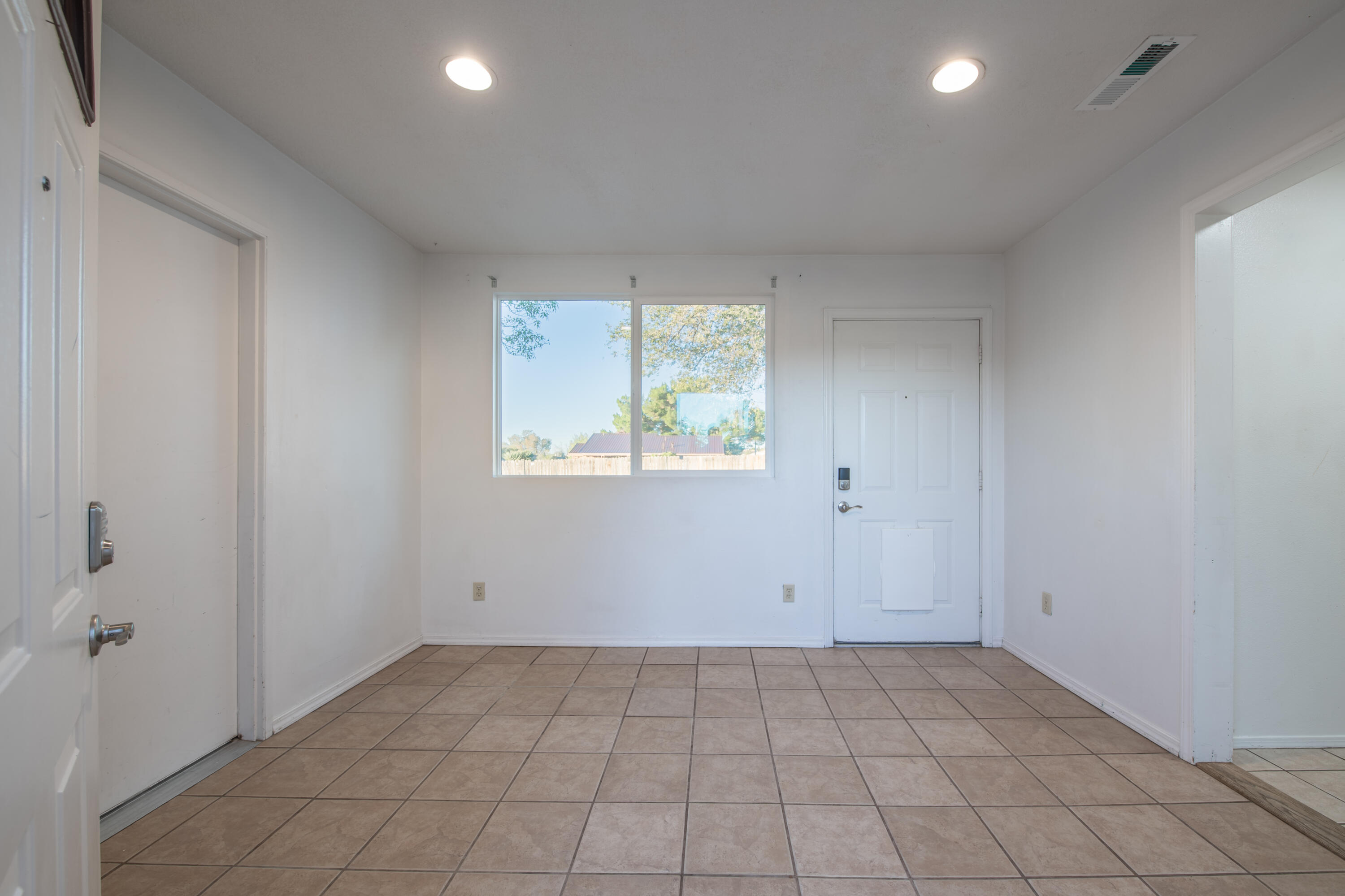 1390 Ponderosa Court SE