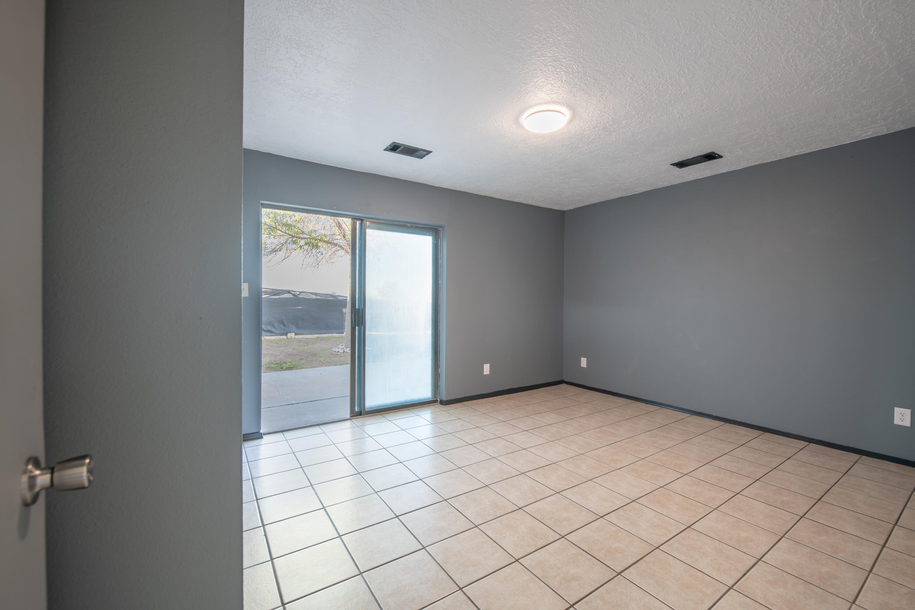 1390 Ponderosa Court SE