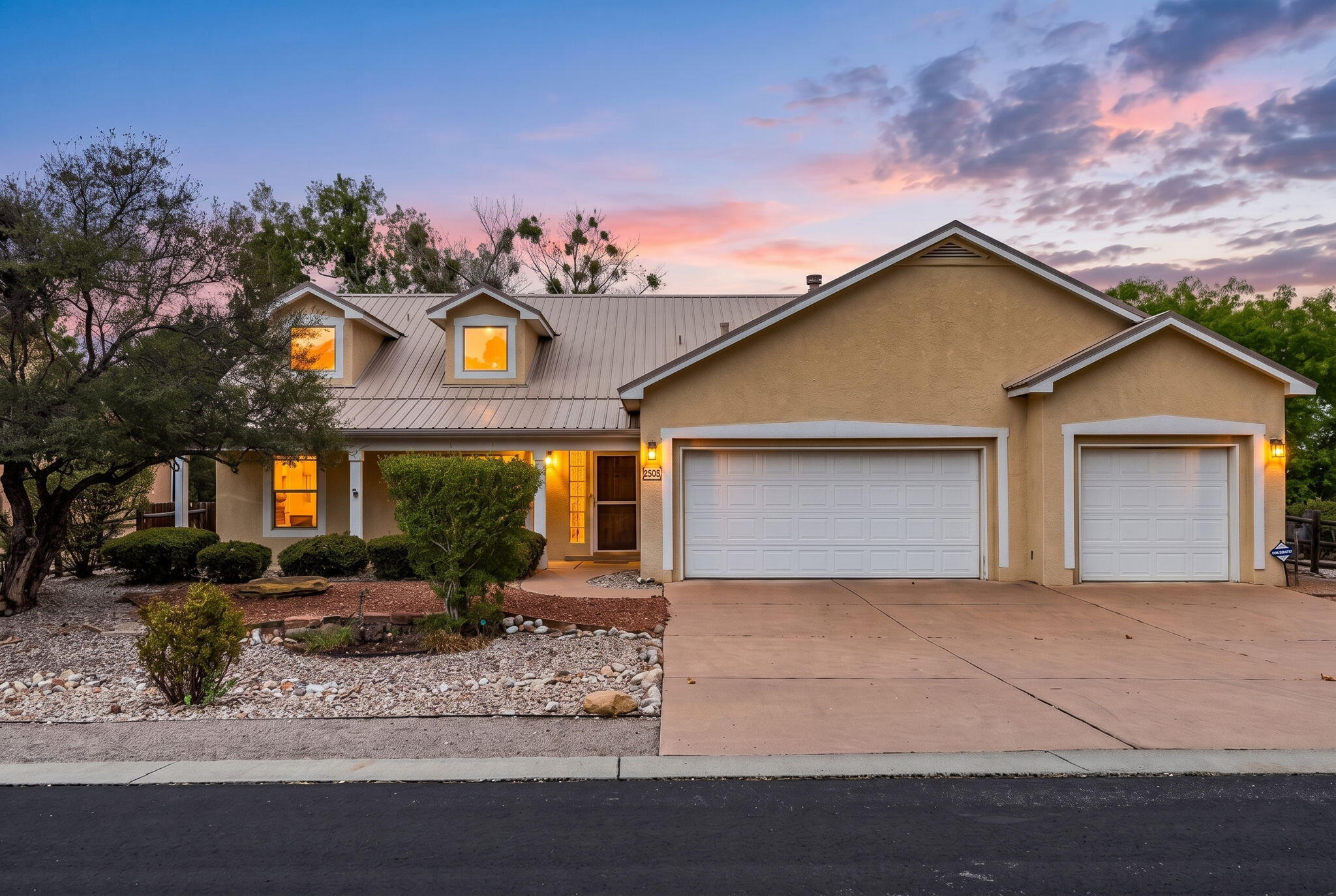 2505 Rio Orilla Lane NW