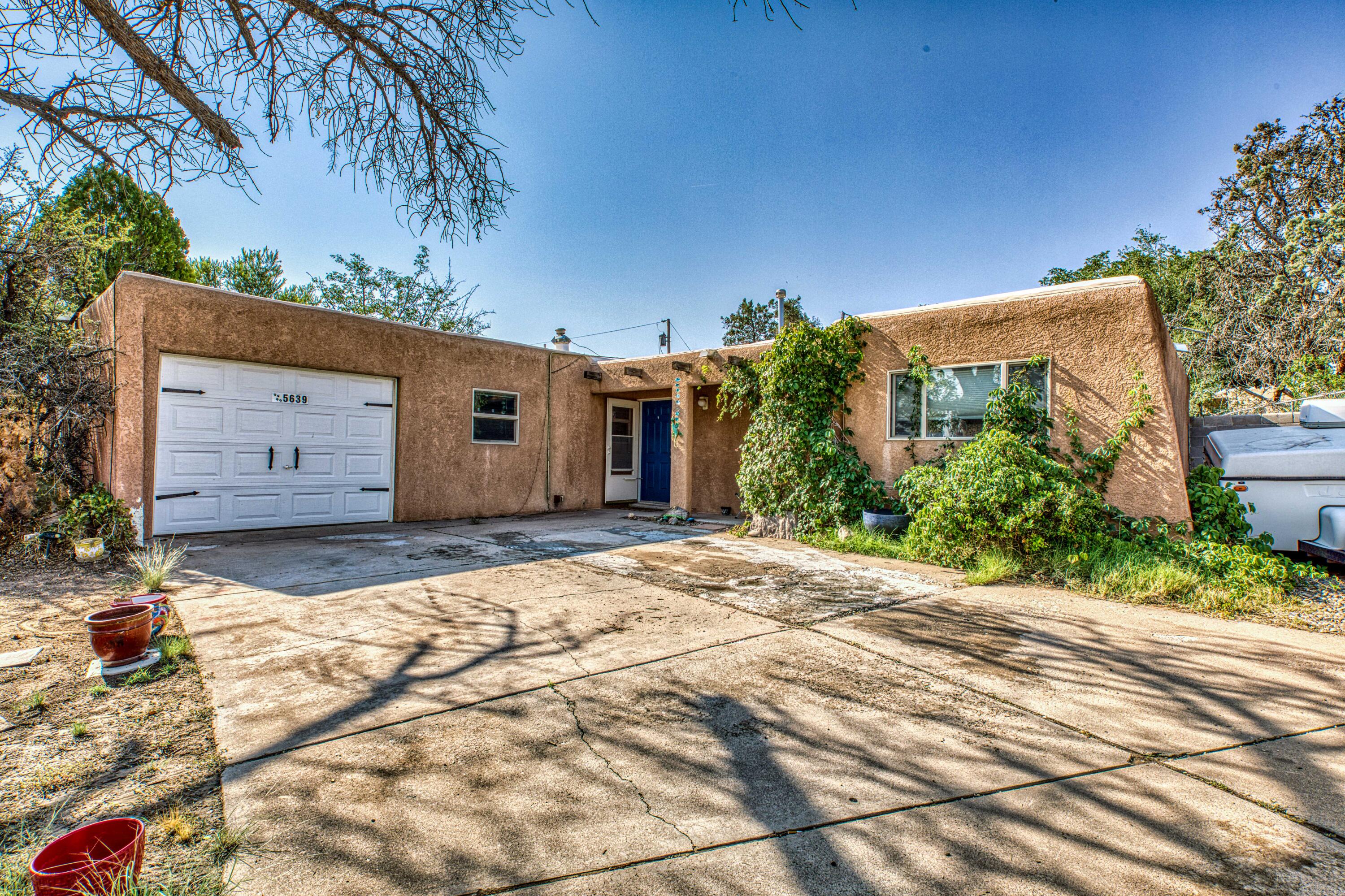 5639 Camino Canada NW