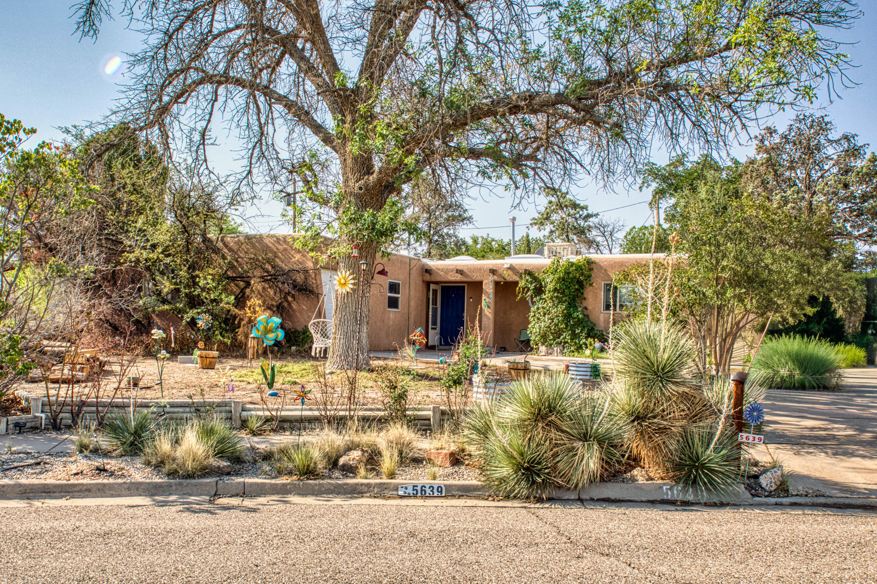 5639 Camino Canada NW