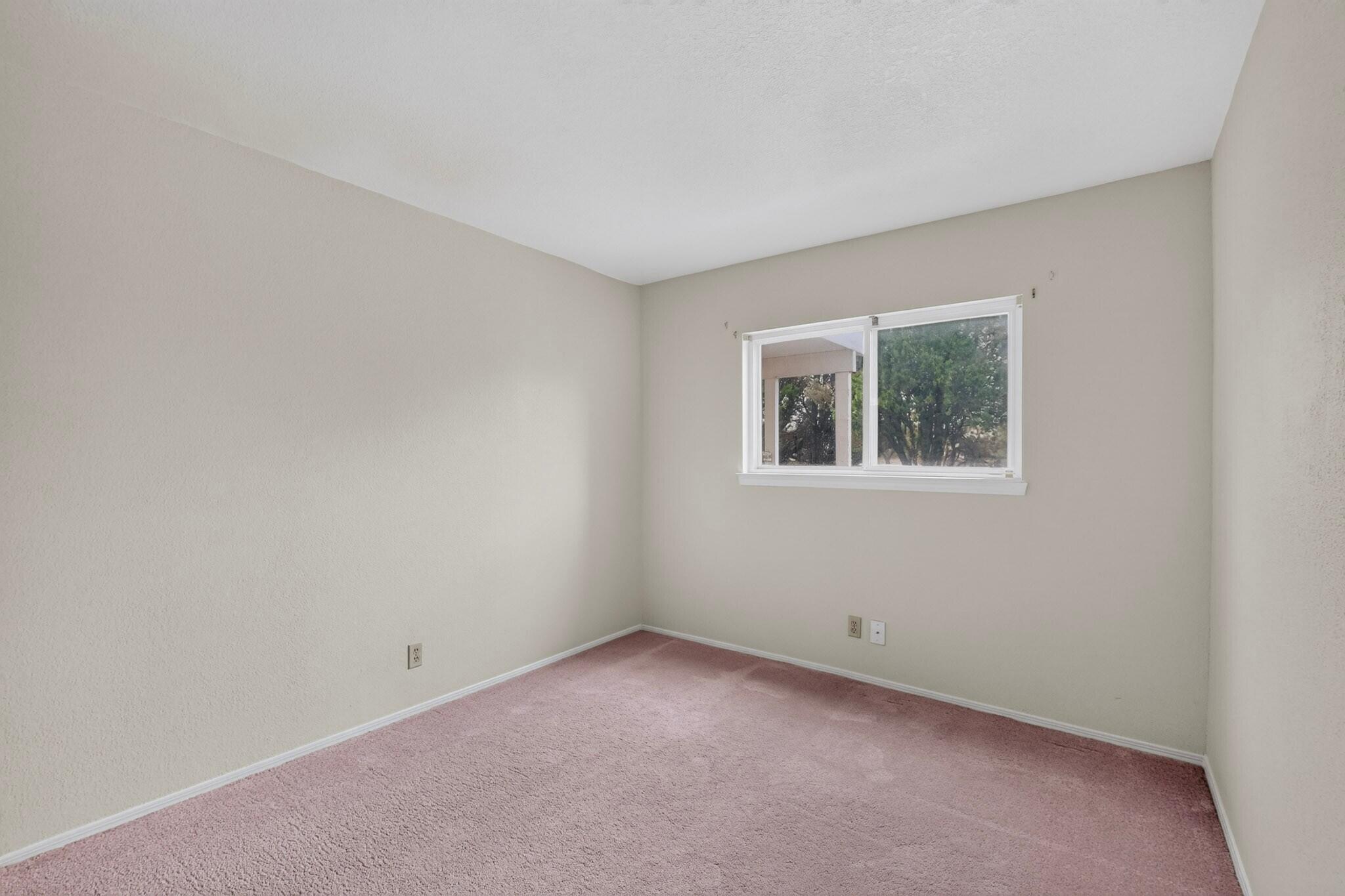 13800 Paseo Vista NE