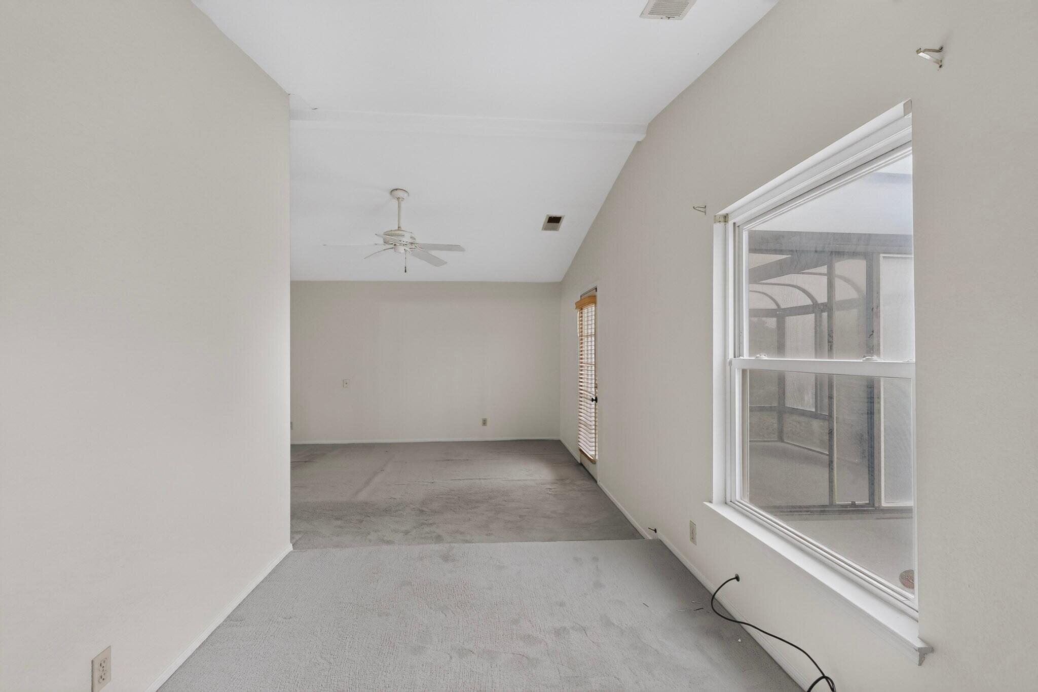 13800 Paseo Vista NE
