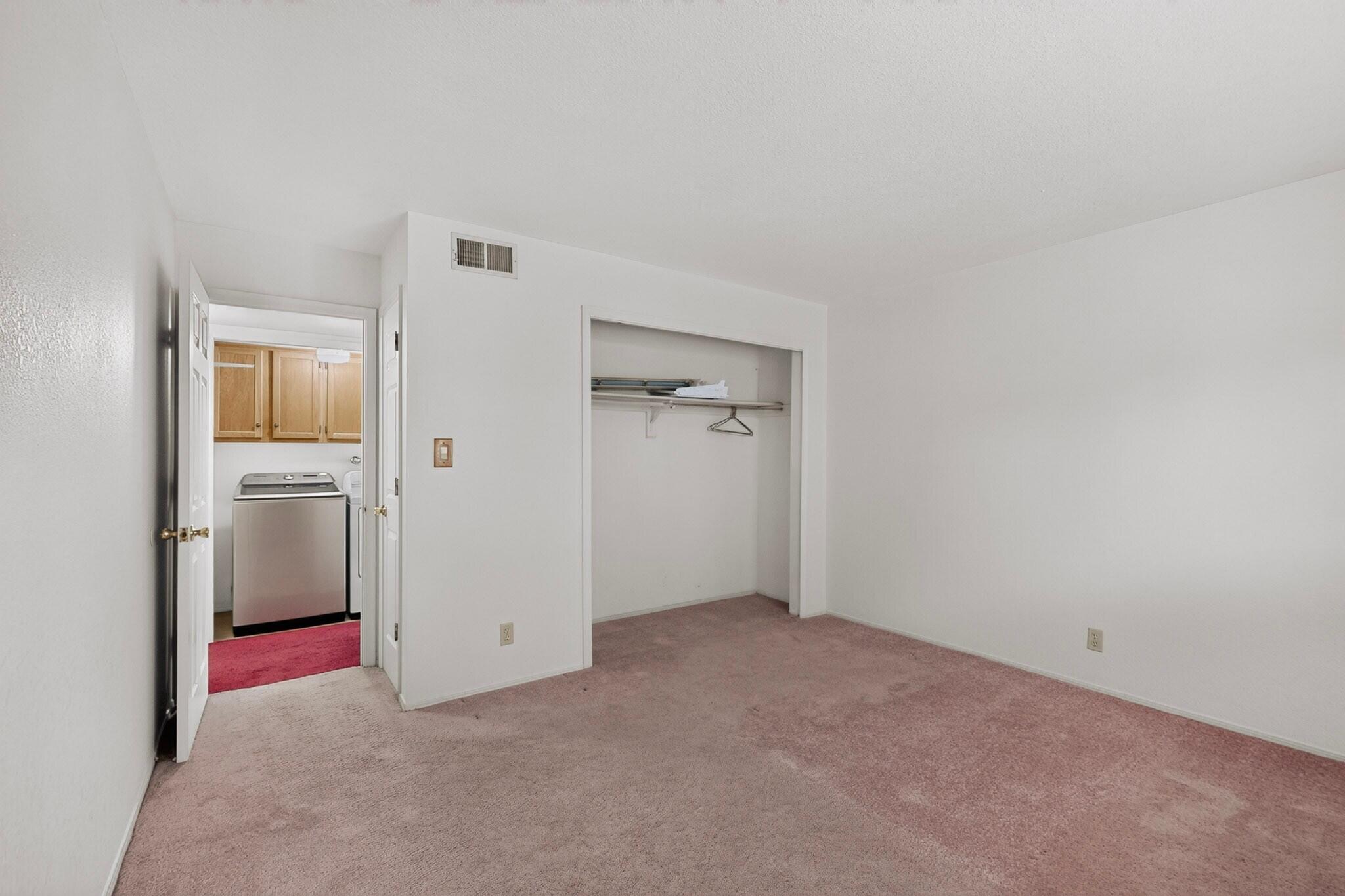 13800 Paseo Vista NE
