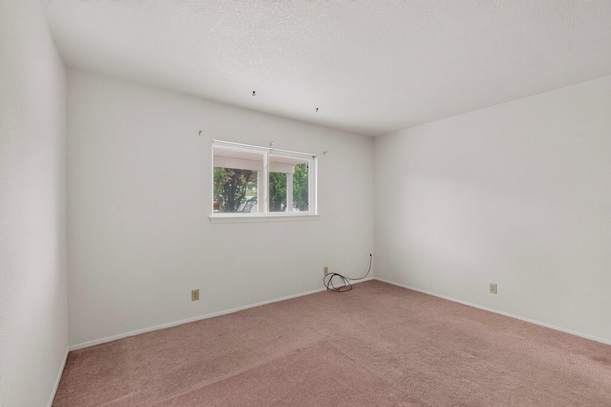 13800 Paseo Vista NE