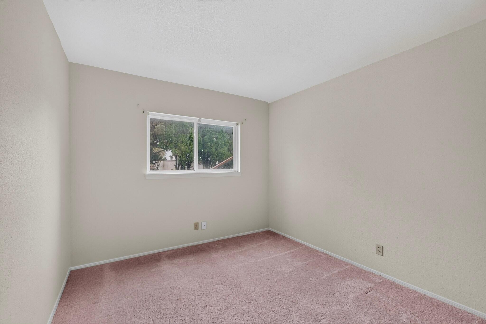 13800 Paseo Vista NE