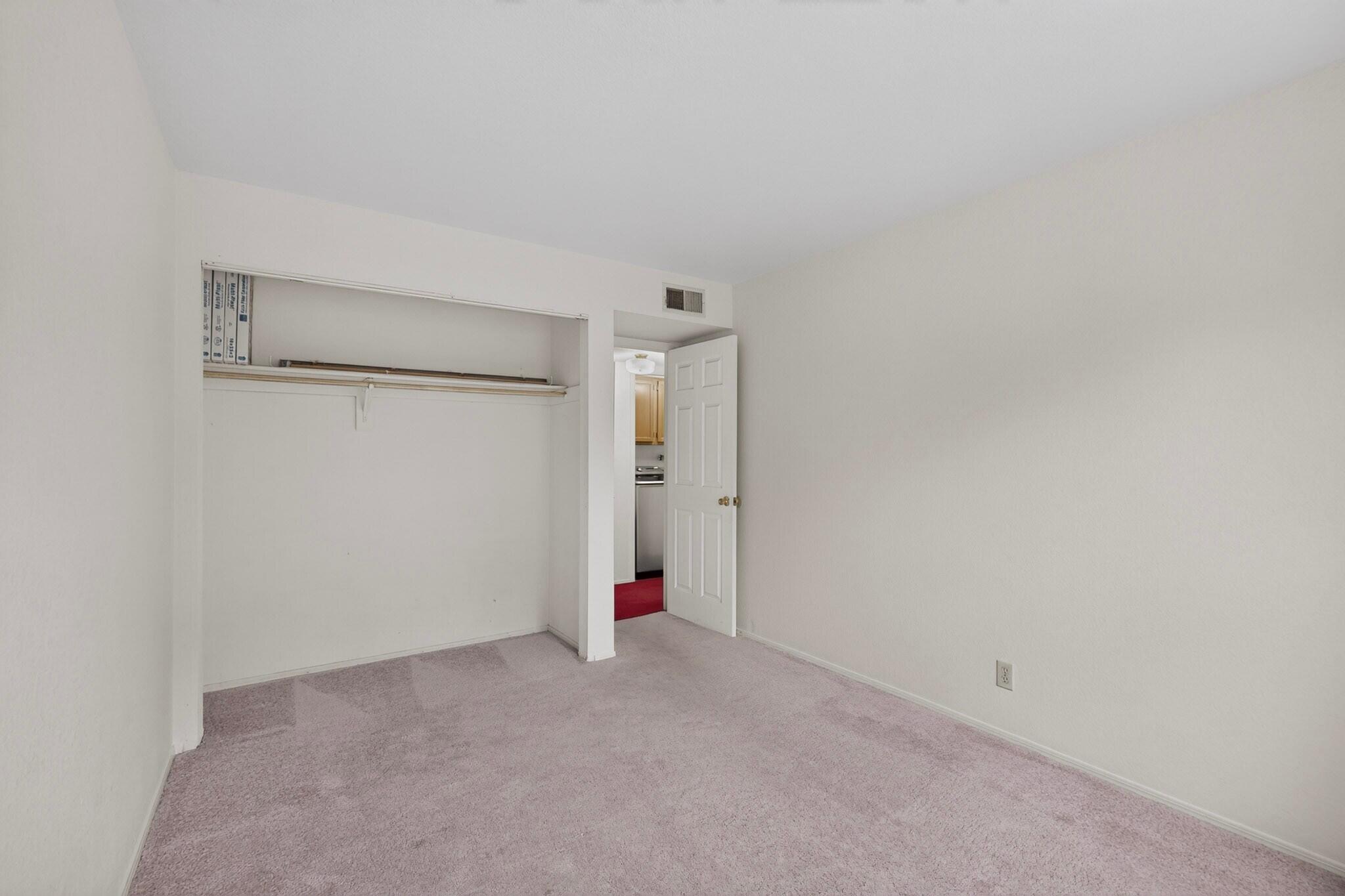 13800 Paseo Vista NE