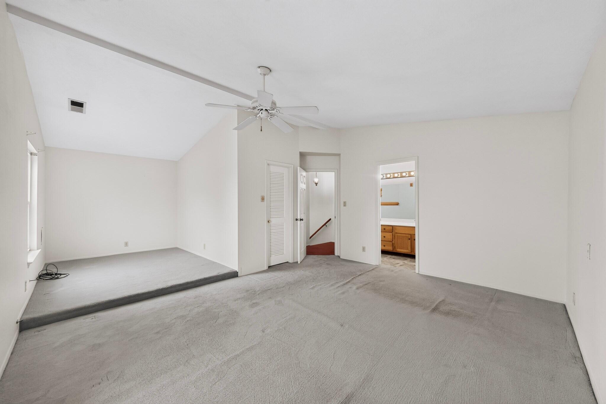13800 Paseo Vista NE