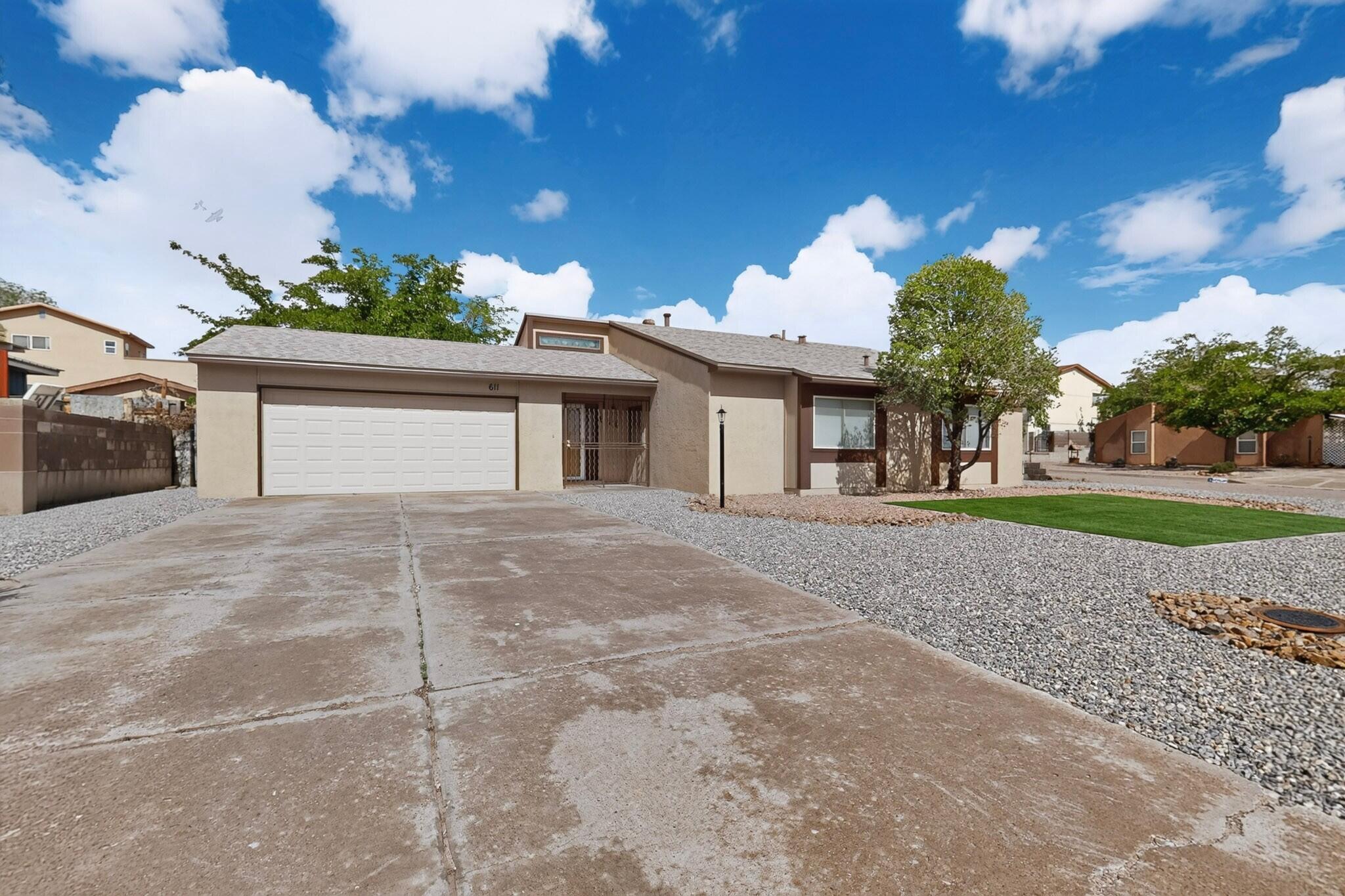 611 Chuckwagon Road SE