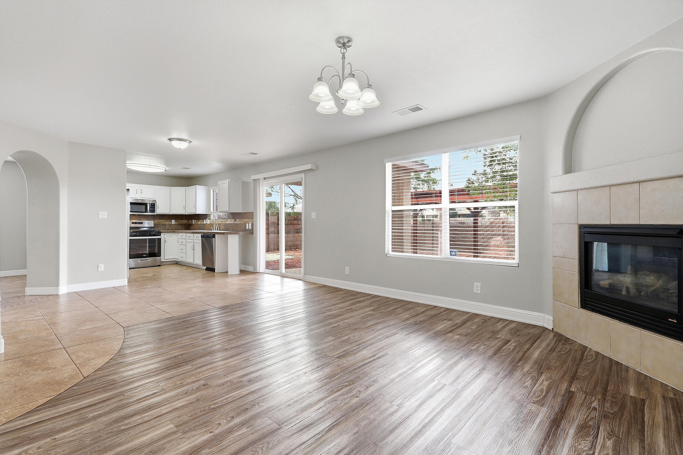 721 Valley Meadows Drive NE