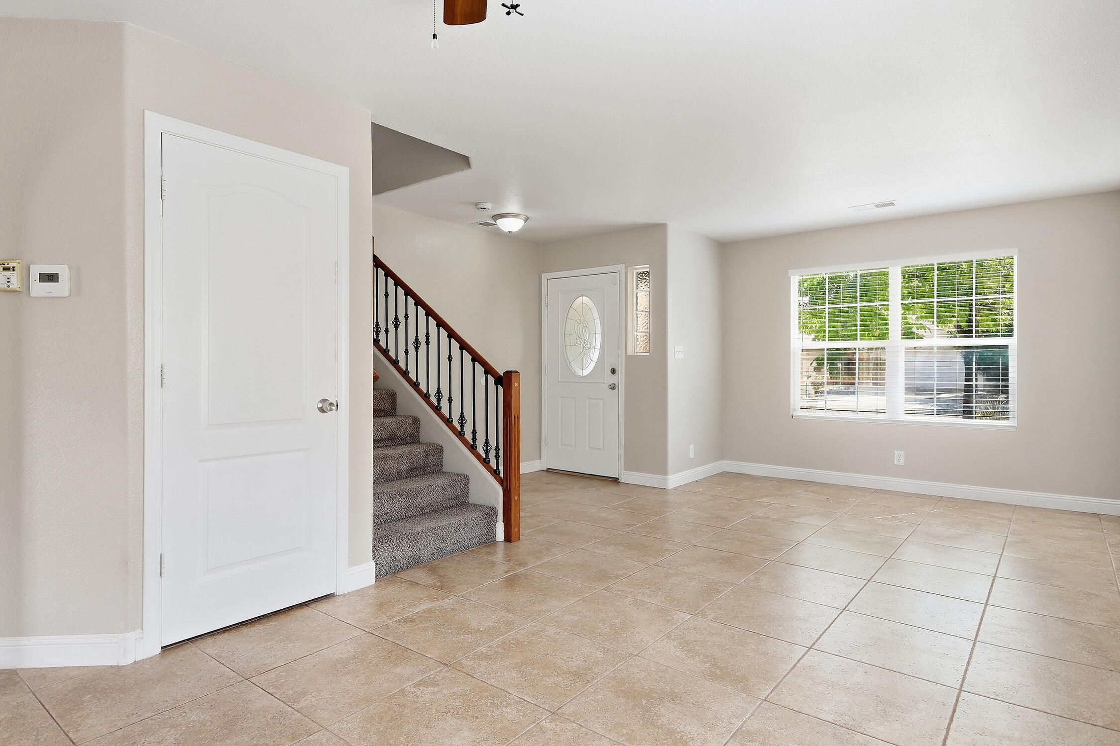 721 Valley Meadows Drive NE