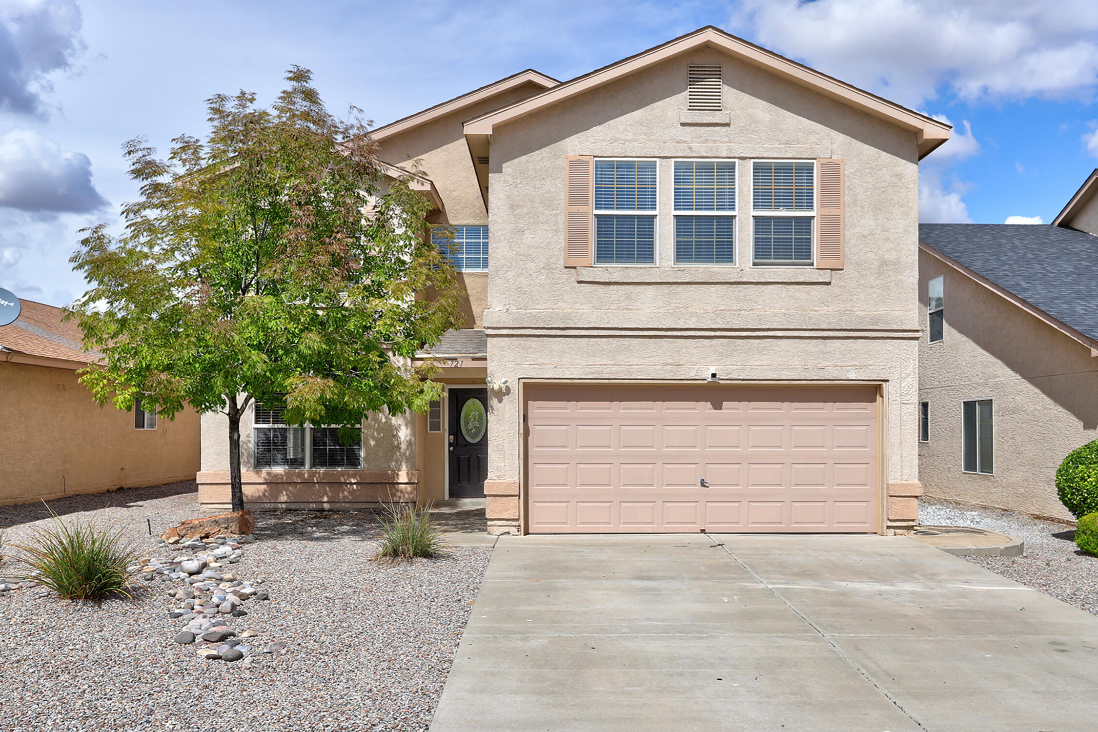 721 Valley Meadows Drive NE