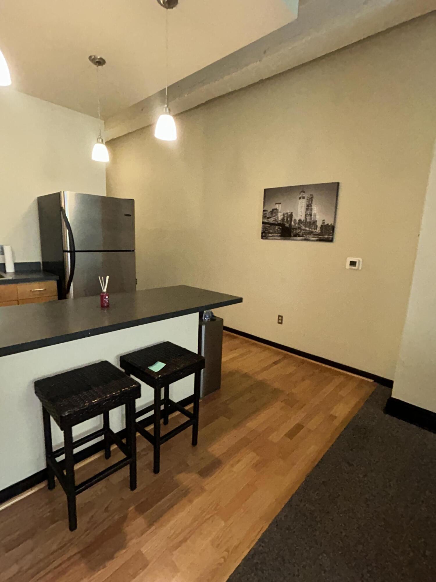 300 Tijeras Avenue NE APT 202