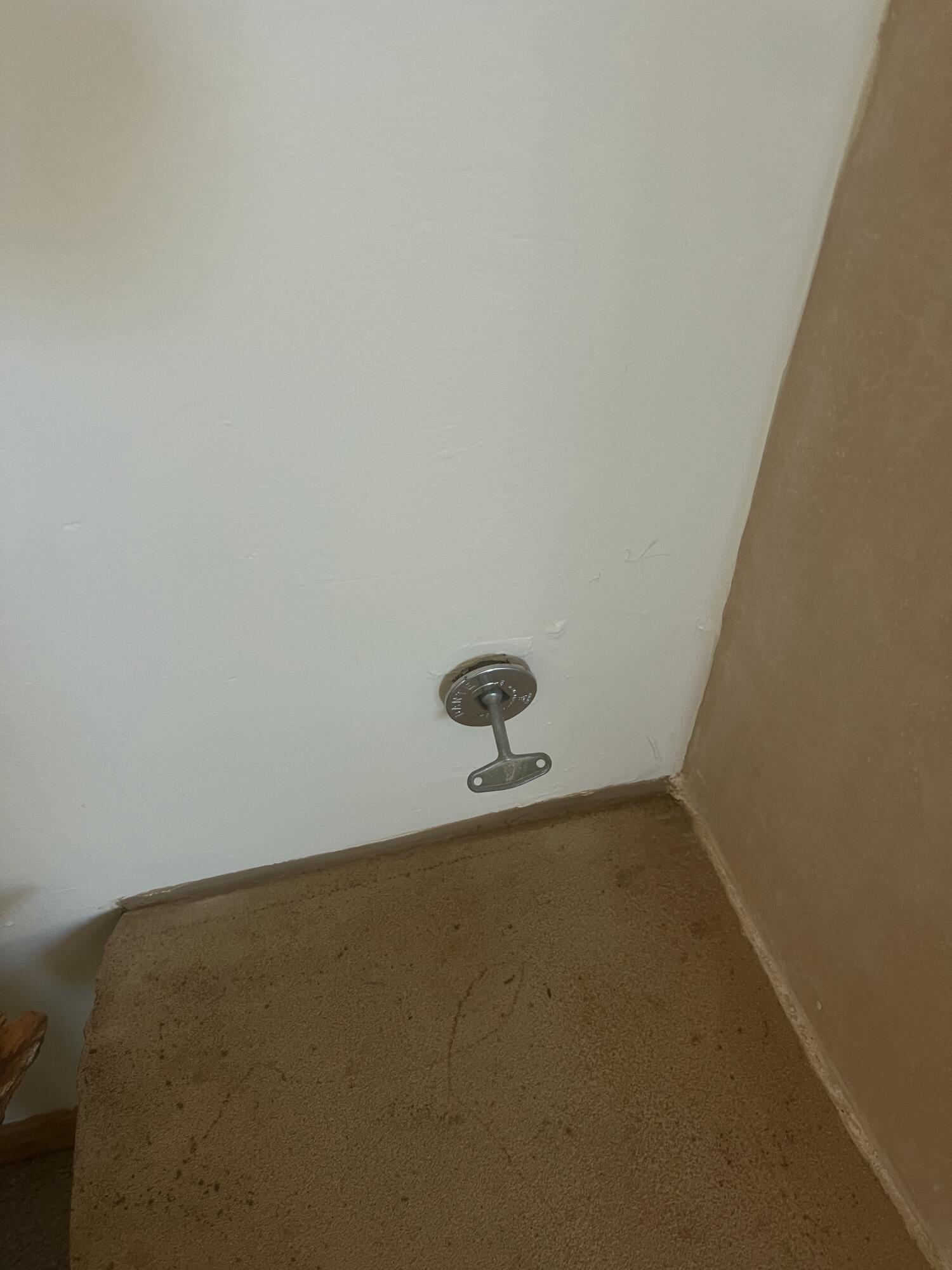 22 Via Entrada
