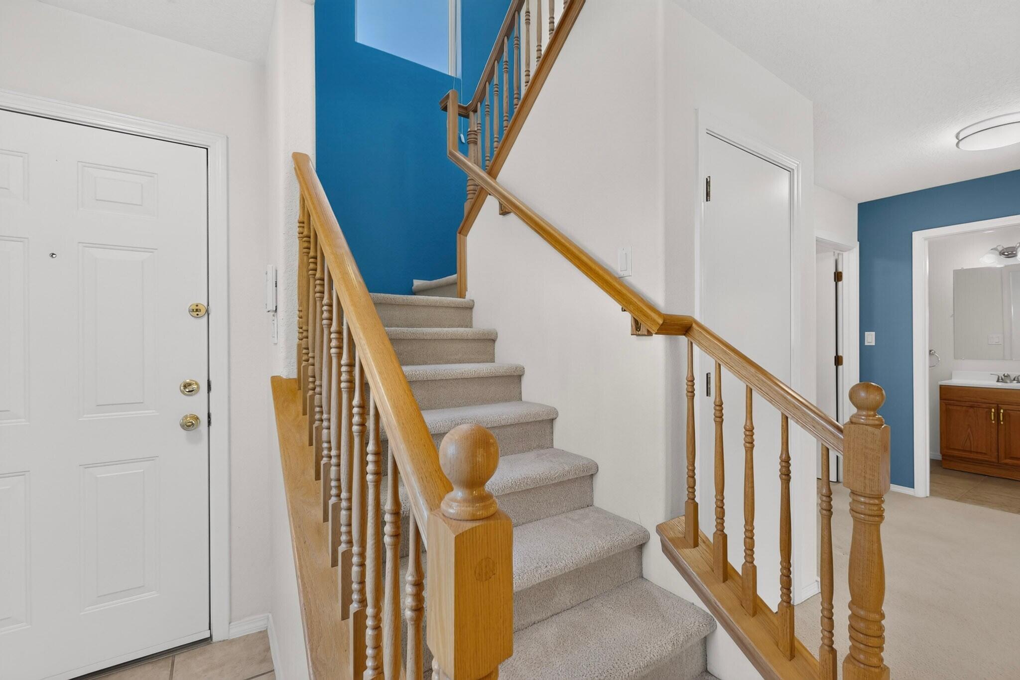 12424 Smokey Mountain Way NE