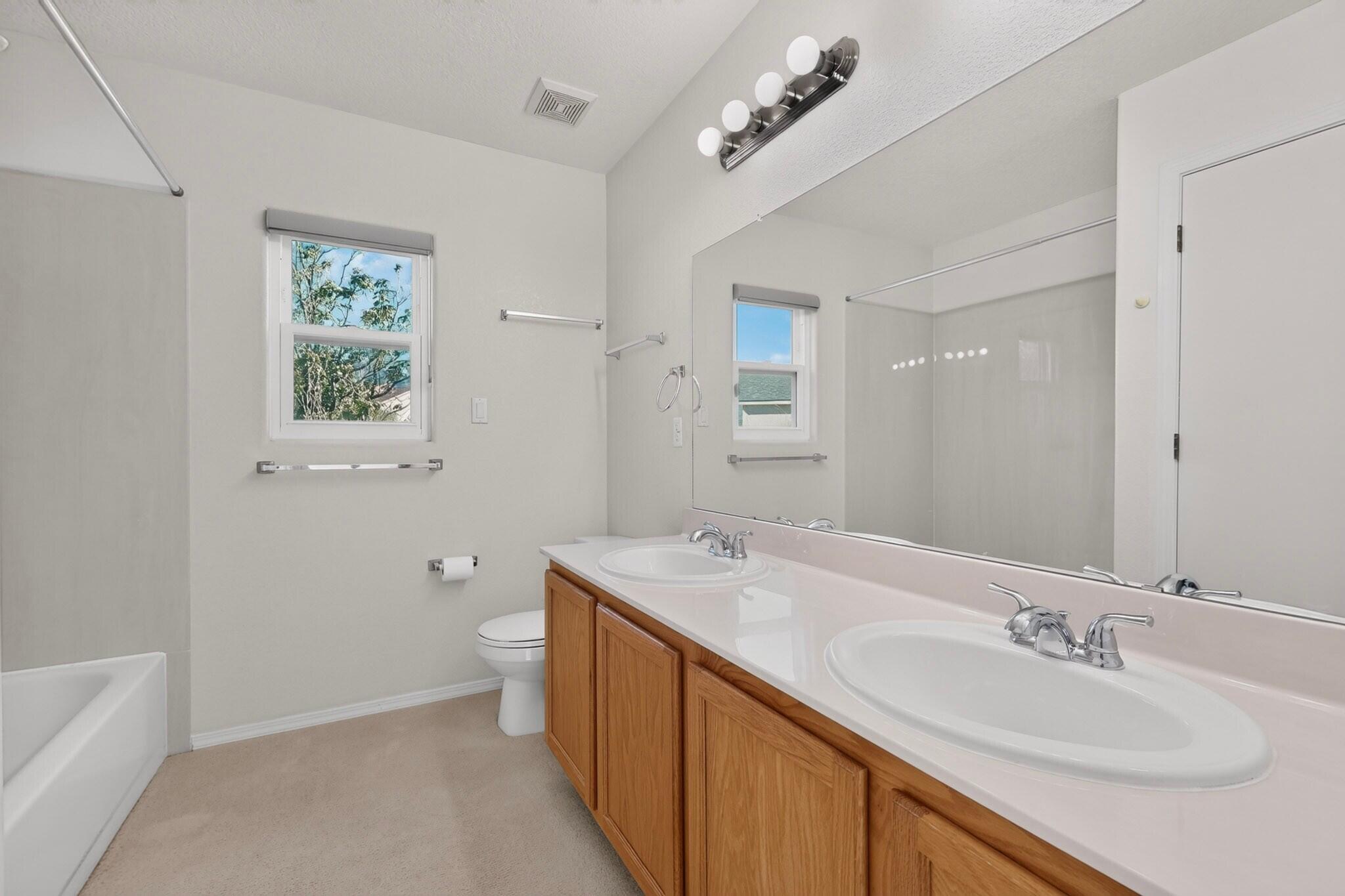 12424 Smokey Mountain Way NE