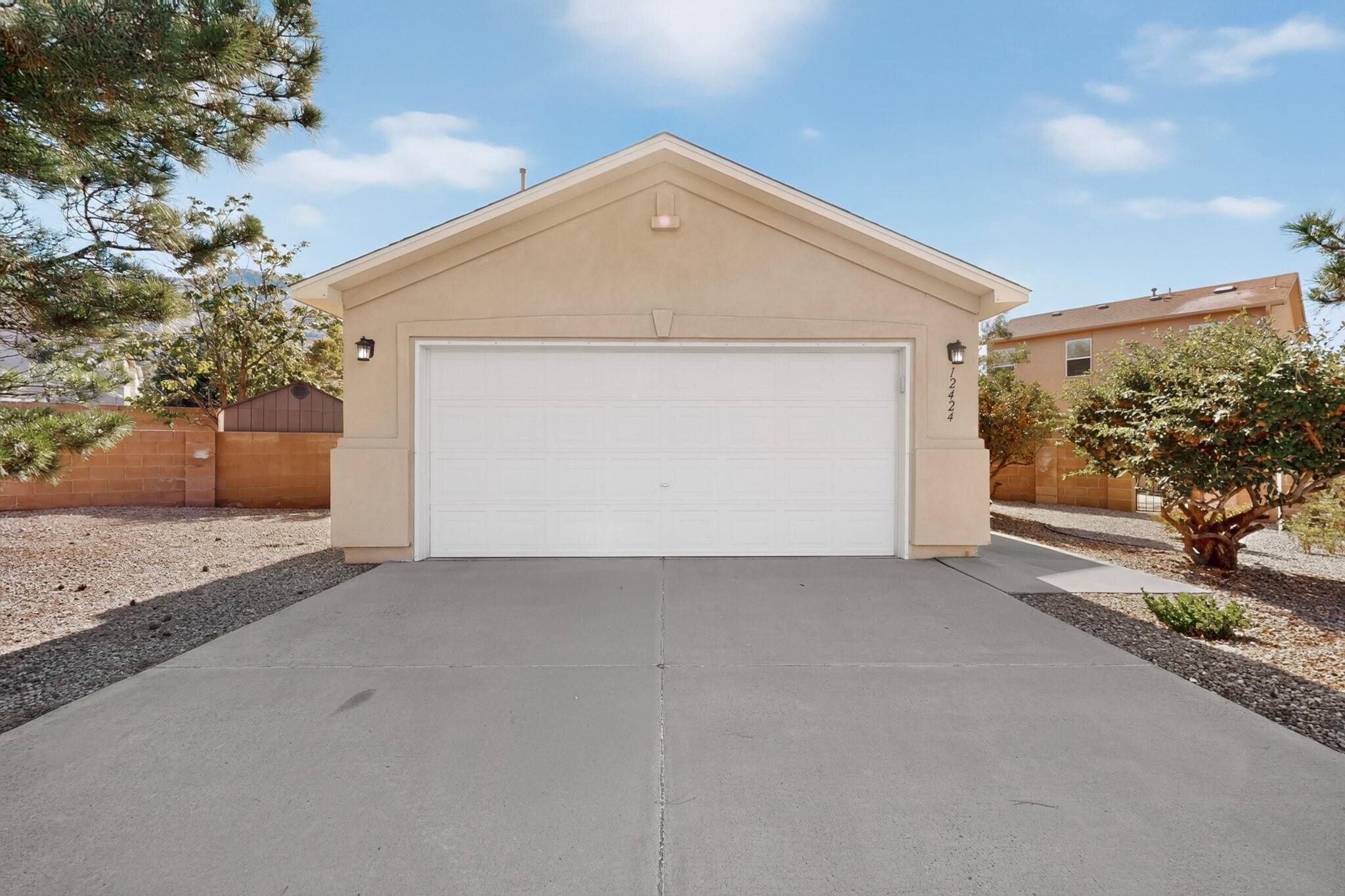 12424 Smokey Mountain Way NE