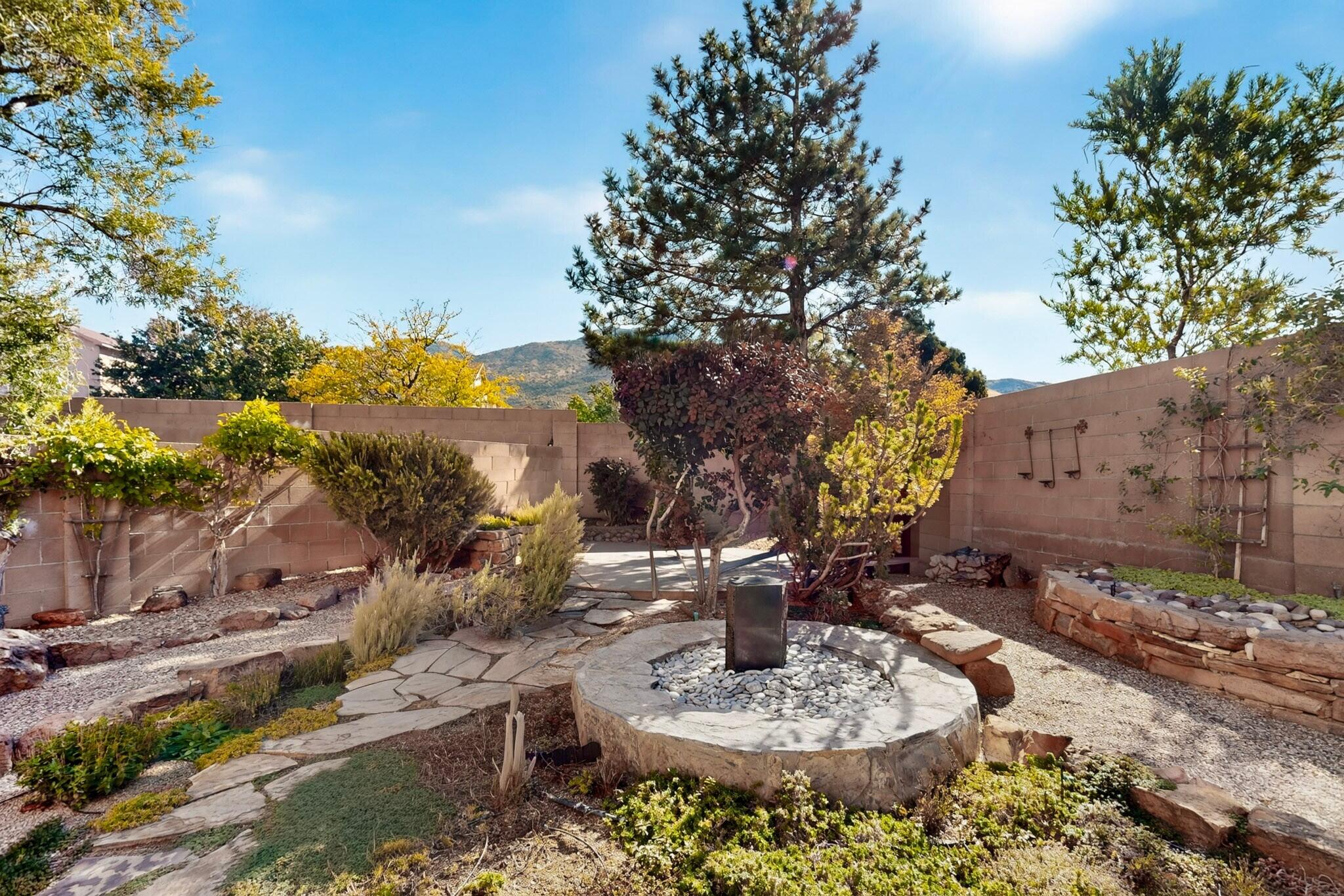 12424 Smokey Mountain Way NE