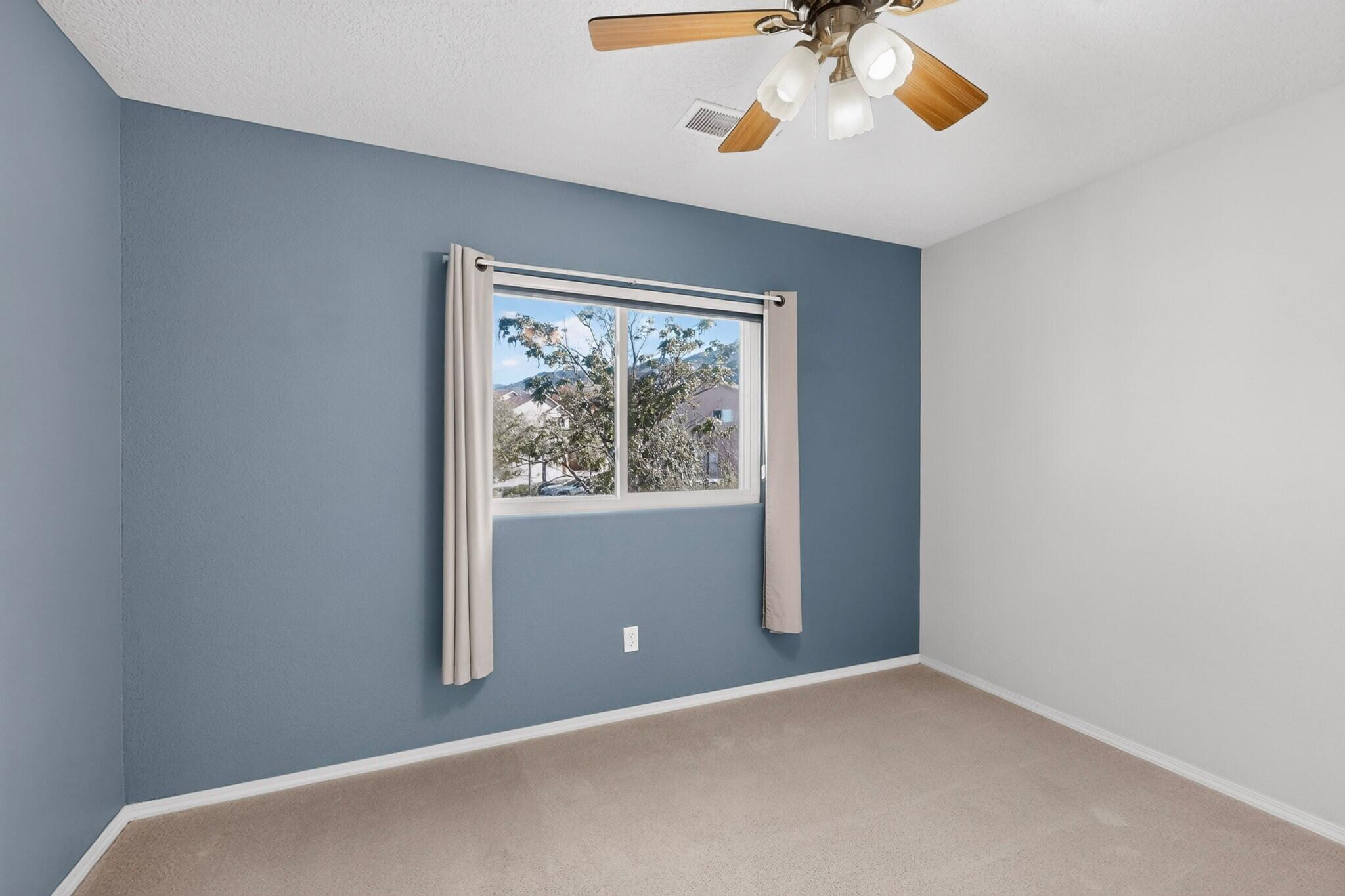 12424 Smokey Mountain Way NE