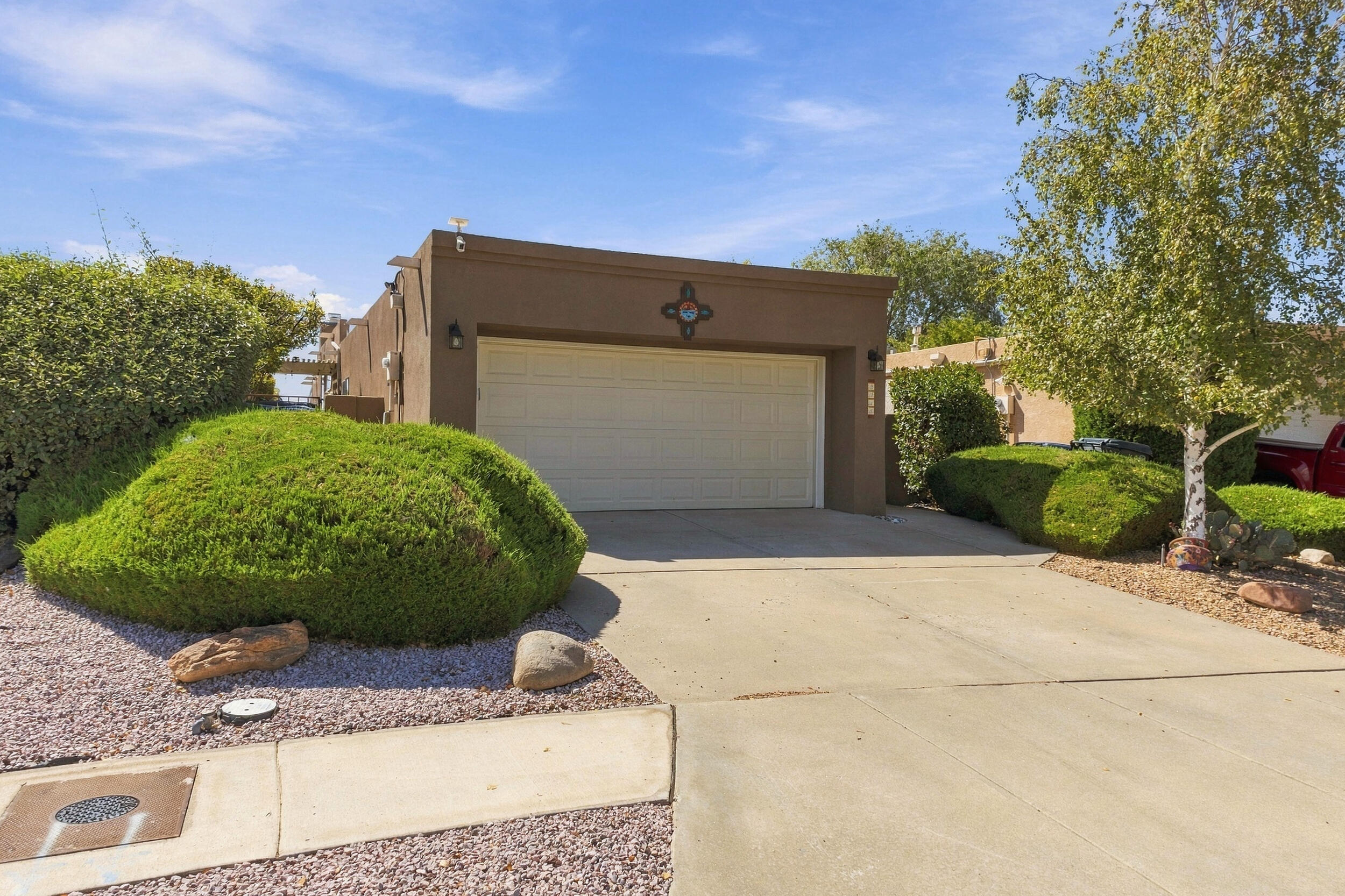 9916 Lagrima De Oro Road NE