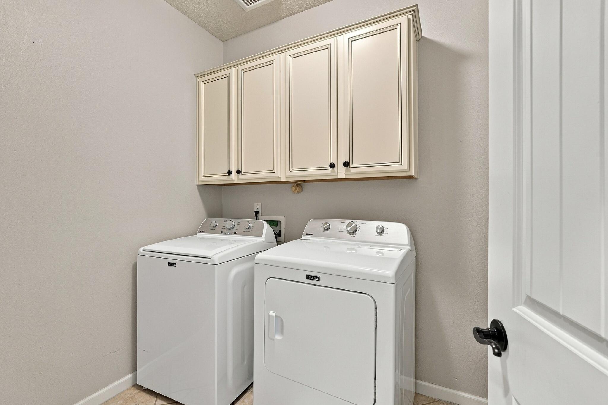 5004 Calle Espana NW