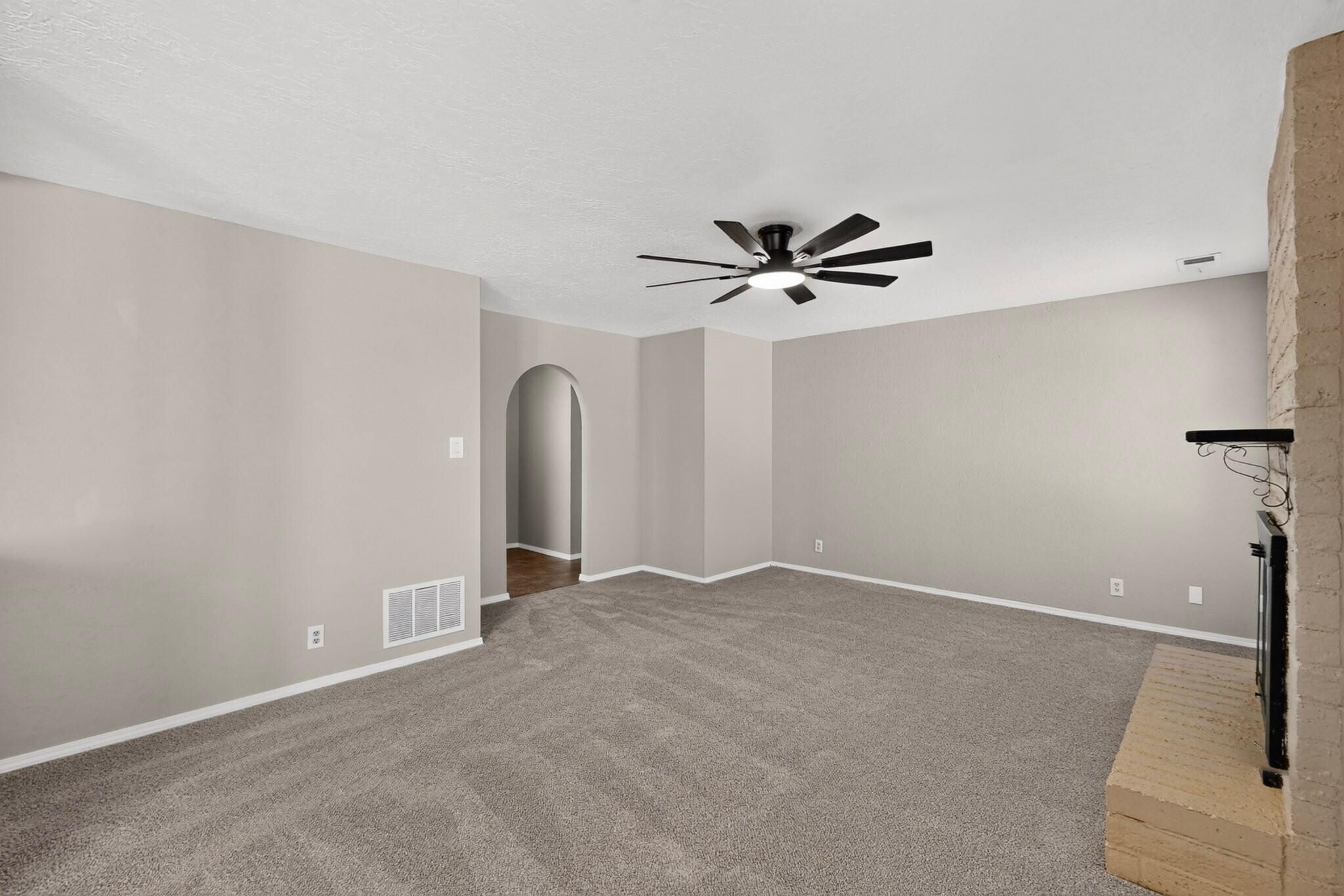 209 Villa Verde Drive SE