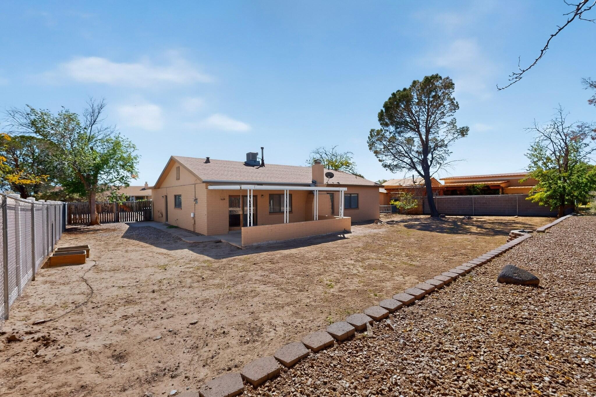 209 Villa Verde Drive SE
