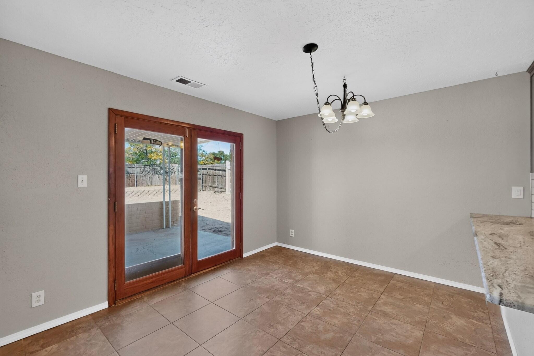 209 Villa Verde Drive SE