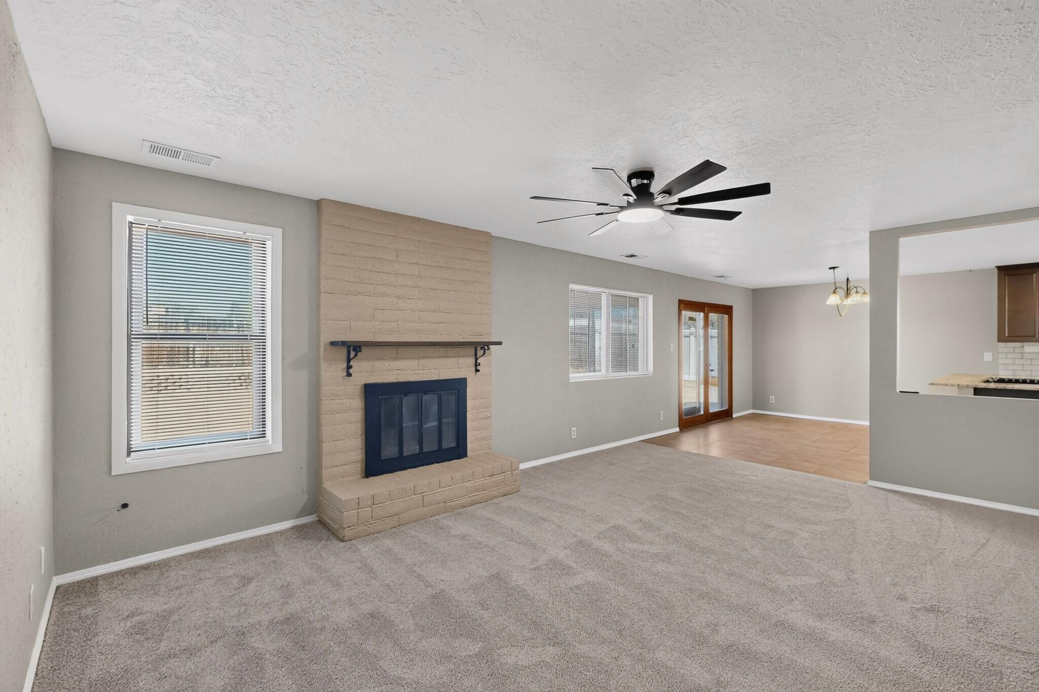 209 Villa Verde Drive SE