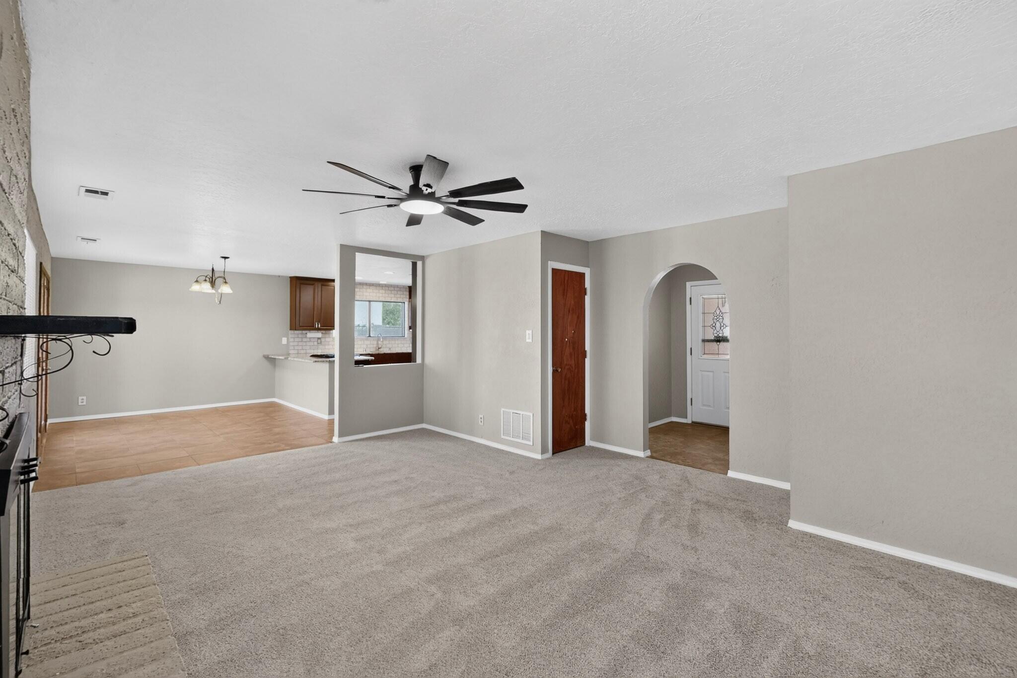 209 Villa Verde Drive SE