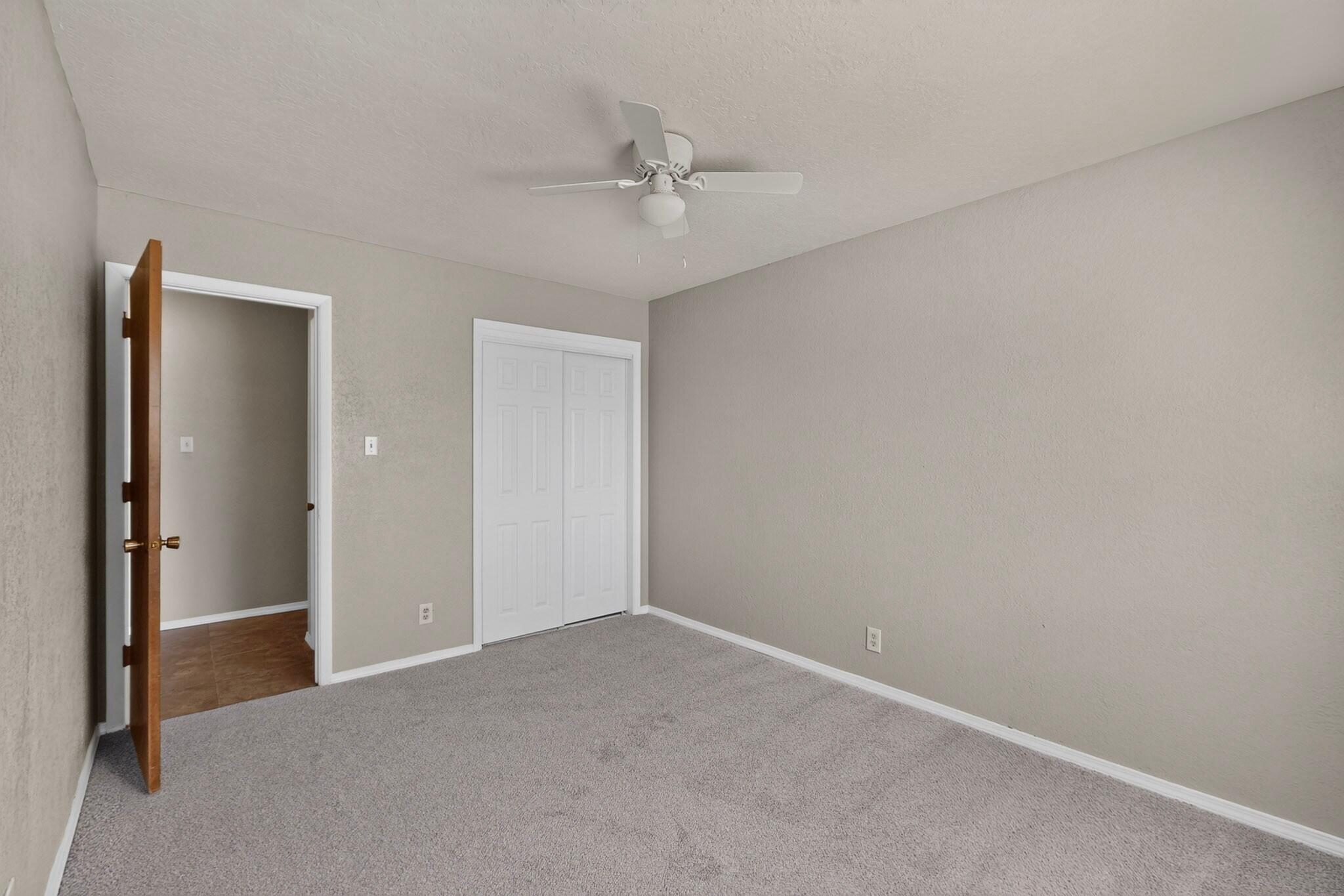 209 Villa Verde Drive SE