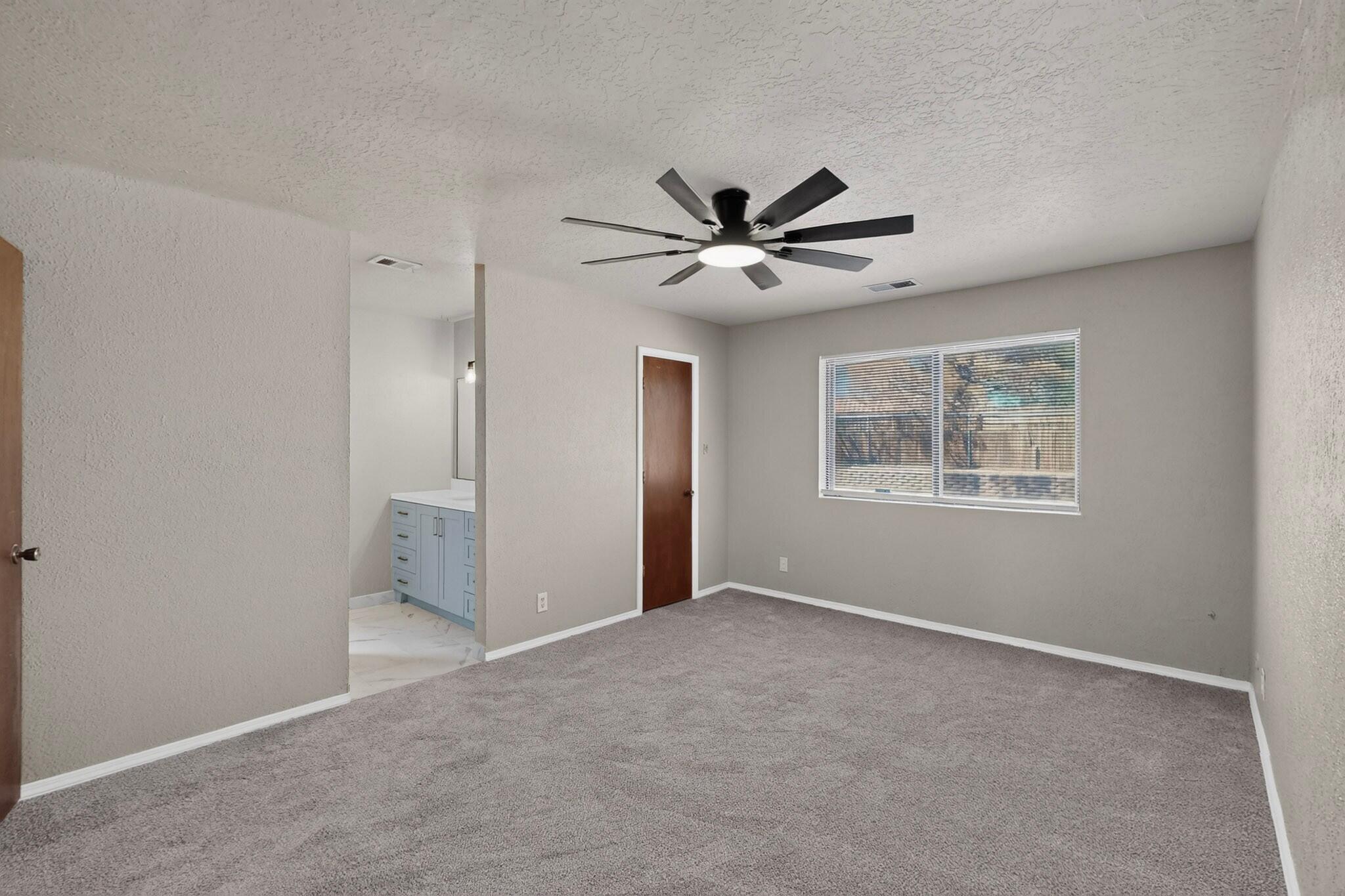 209 Villa Verde Drive SE