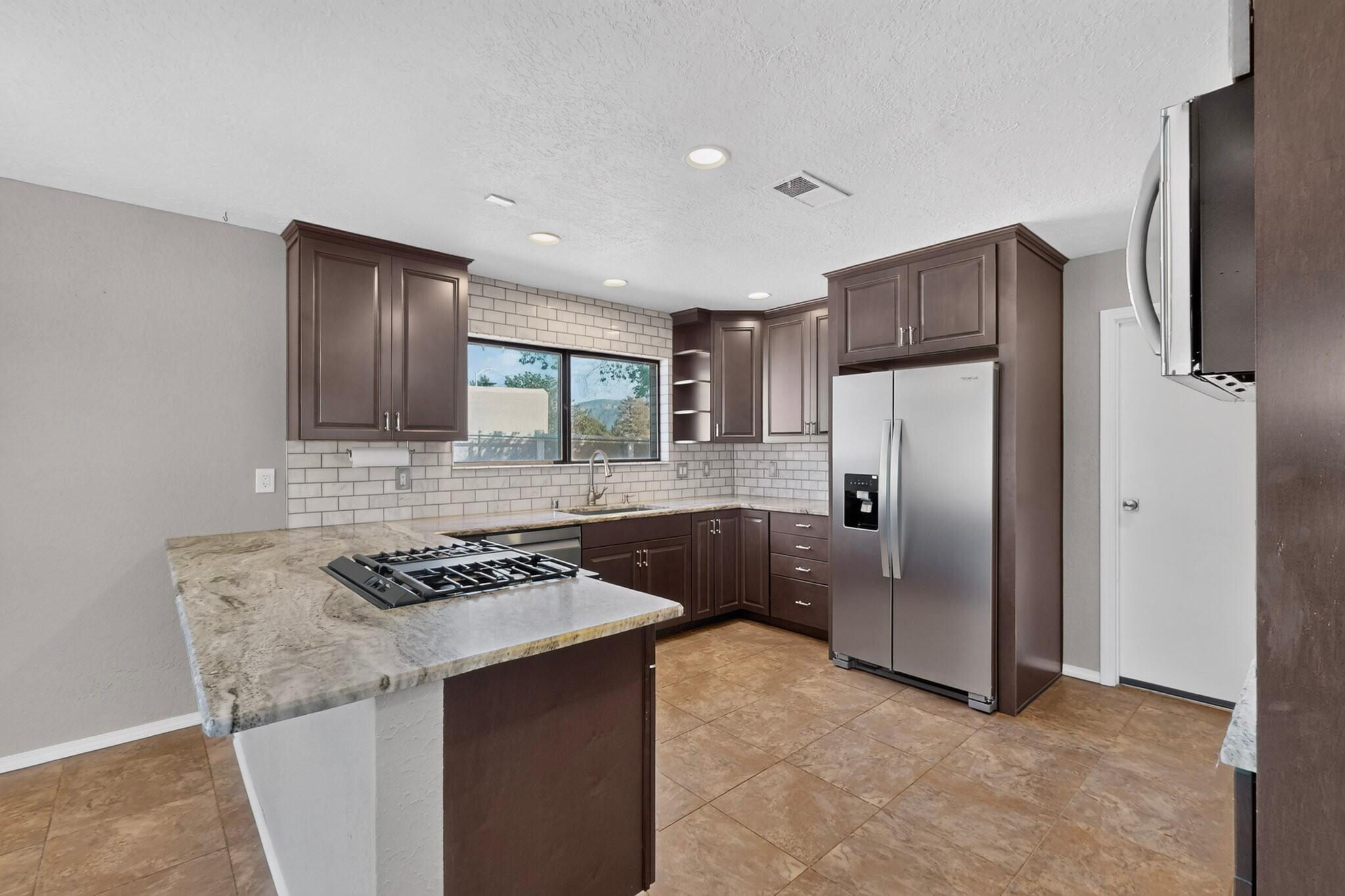209 Villa Verde Drive SE