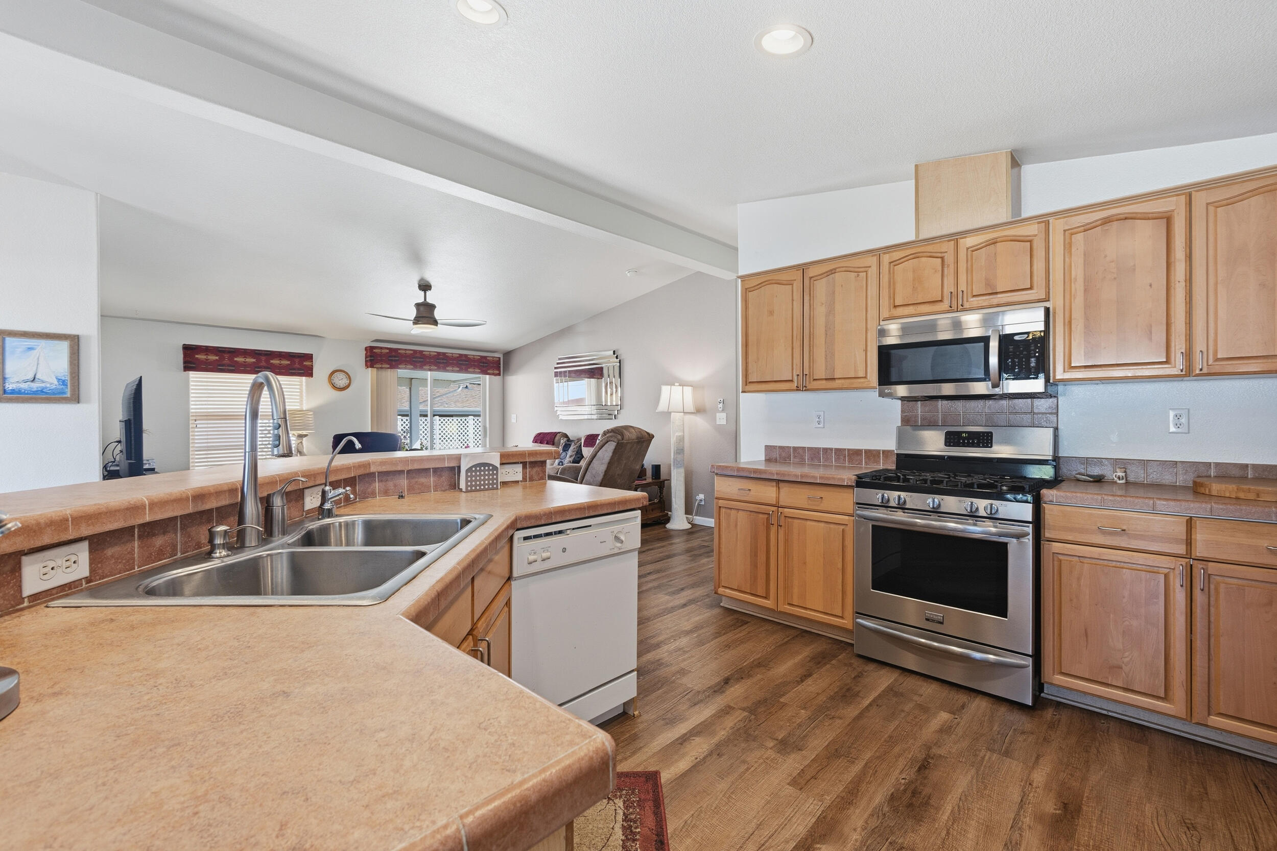 231 Sunrise Bluffs Drive