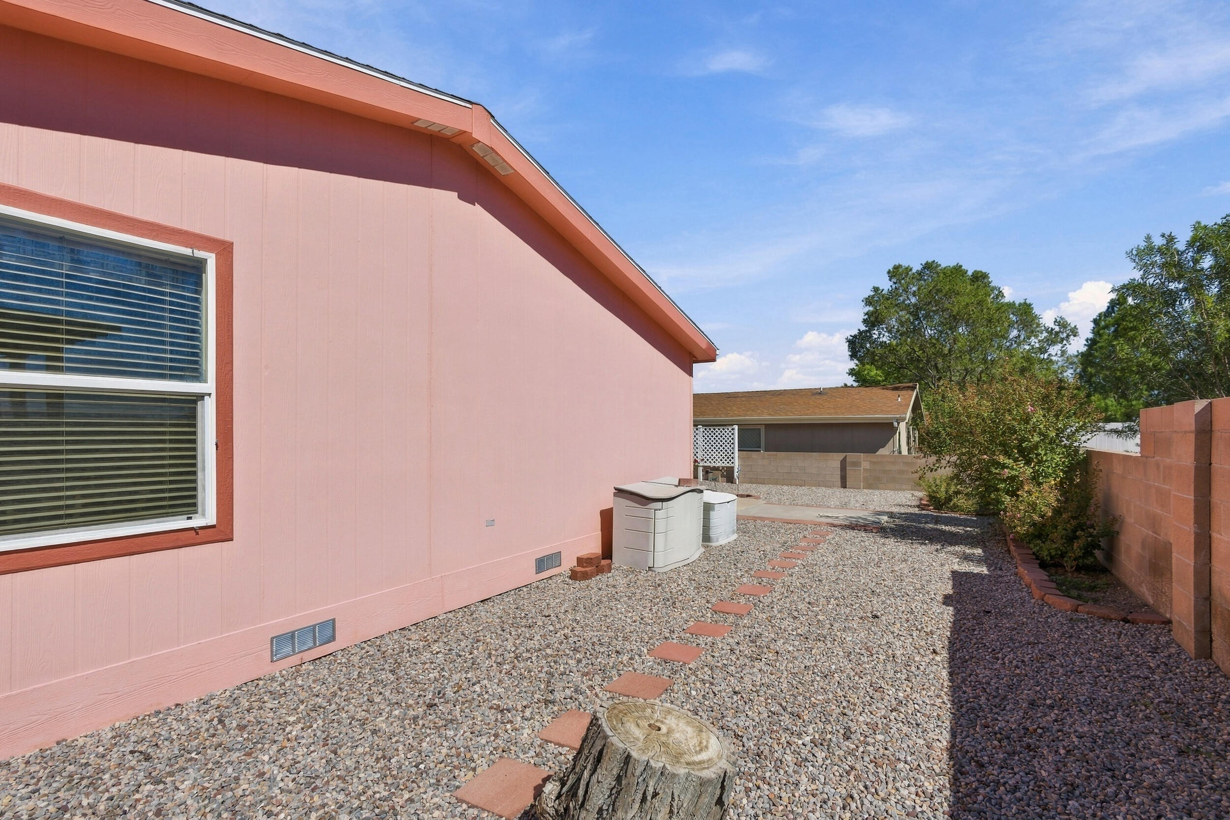231 Sunrise Bluffs Drive